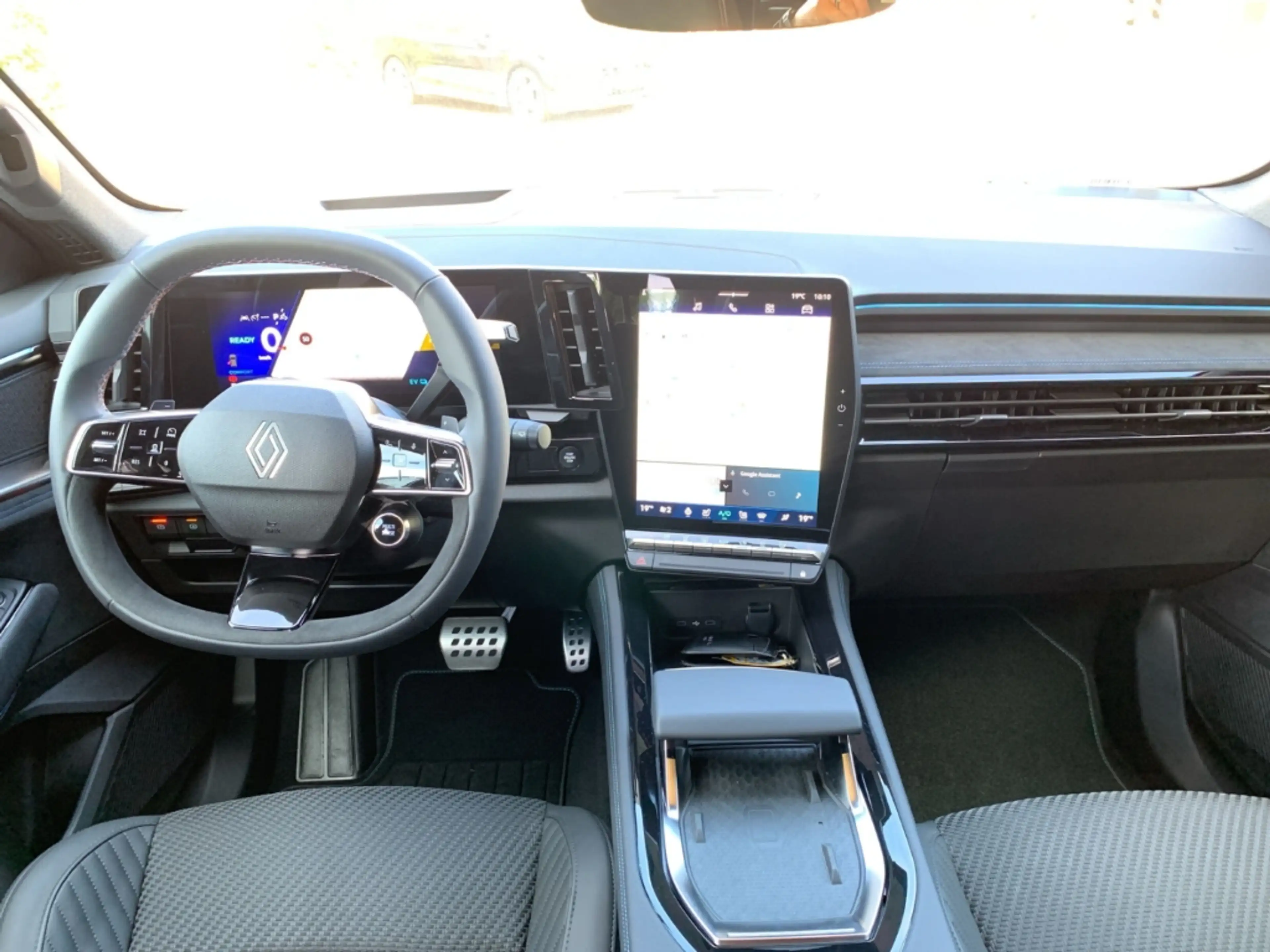 Renault Espace ESPRIT ALPINE FULL HYBRID 200 Esprit Alpine 7-SITZ — photo 14