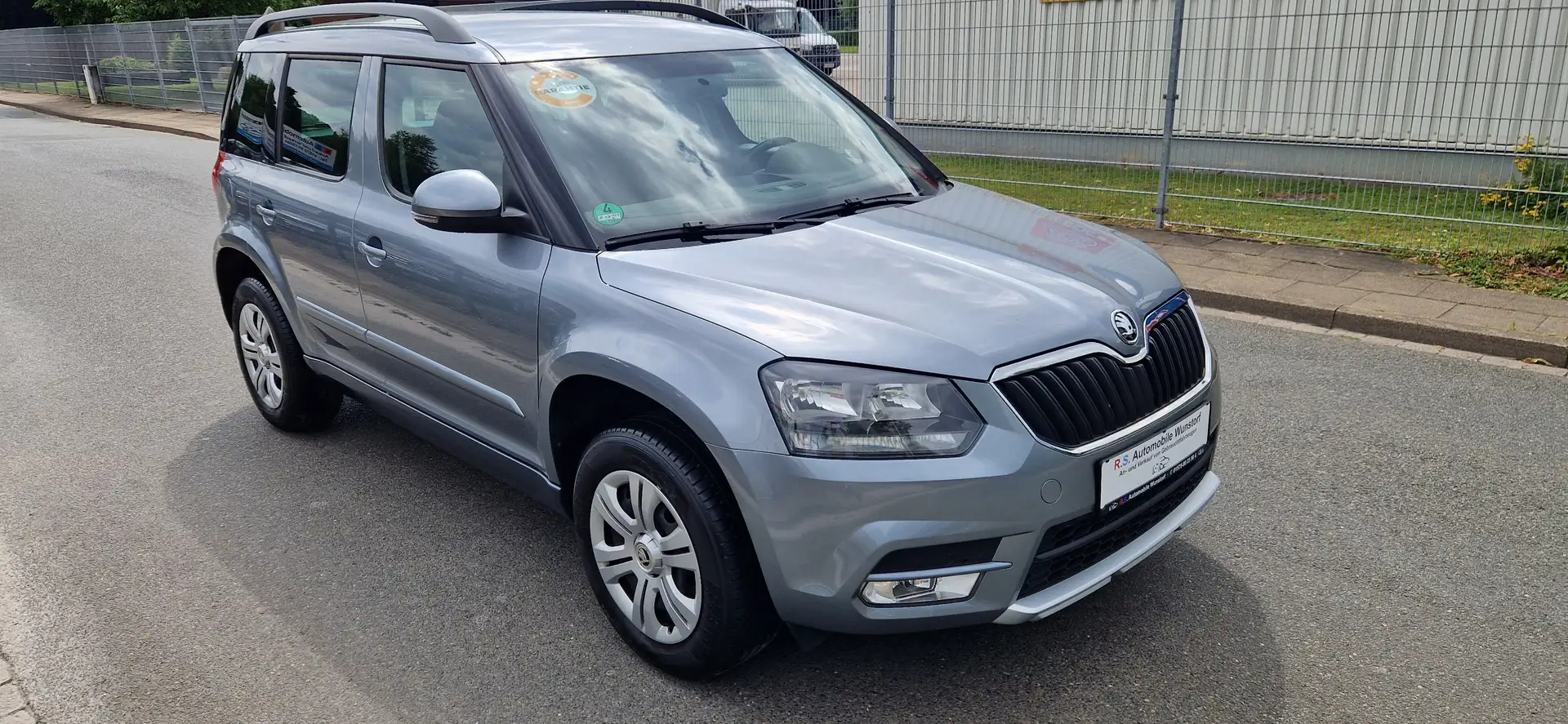 Skoda Yeti Cool Edition Grau - 2
