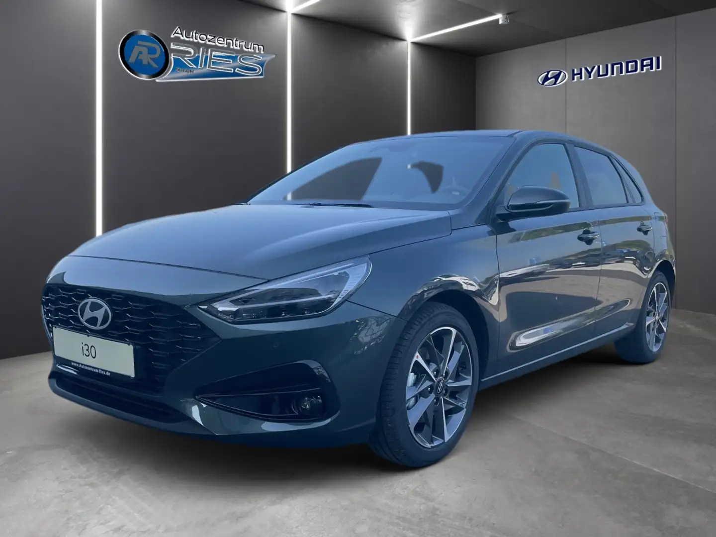 Hyundai i30 1.0 T-GDI Advantage *Navi*KlimaA*LED*SHZ*PDC Grün - 1