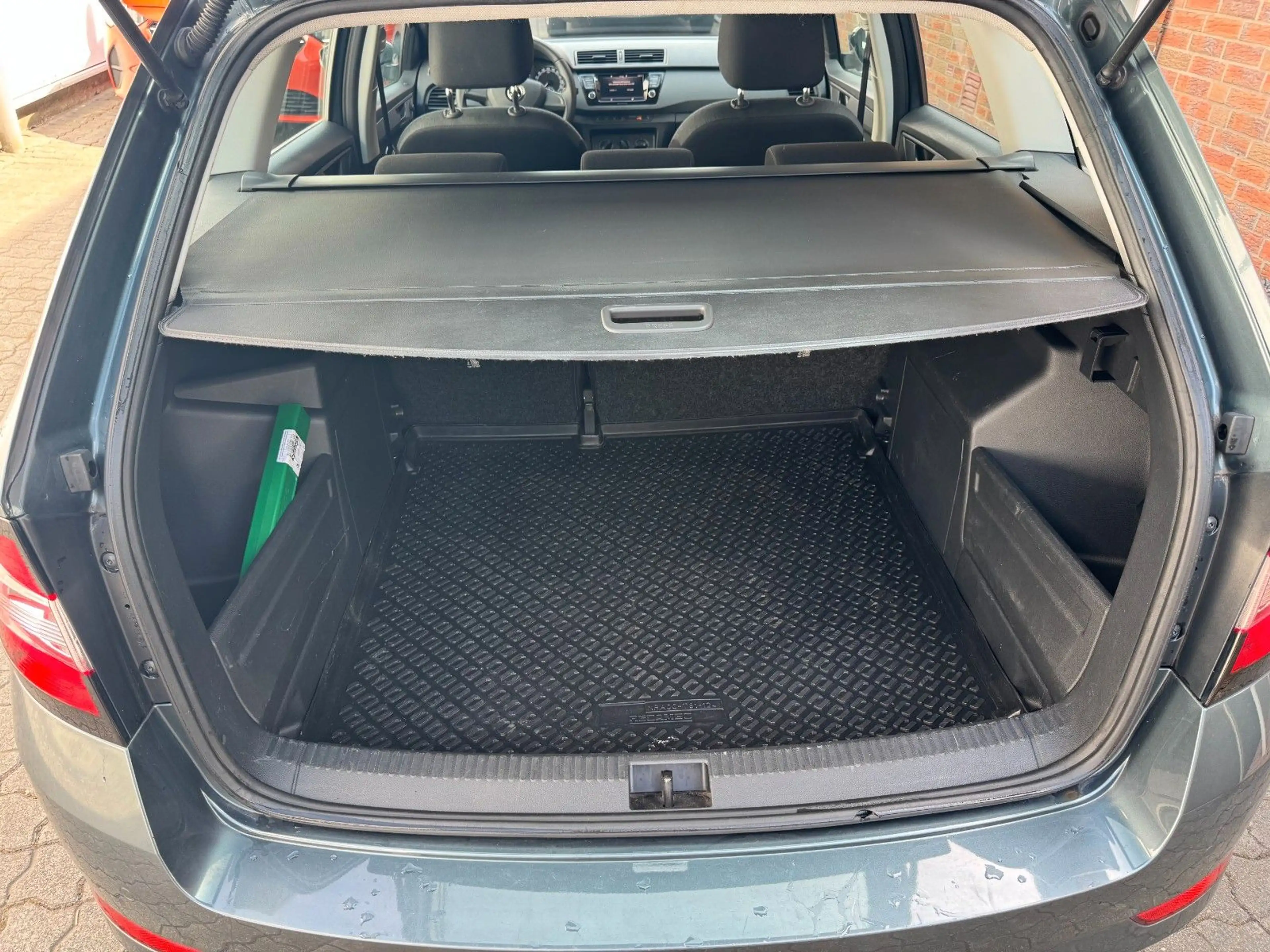 Skoda Fabia Combi Cool Plus *PDC*Android*SHZ* — photo 12