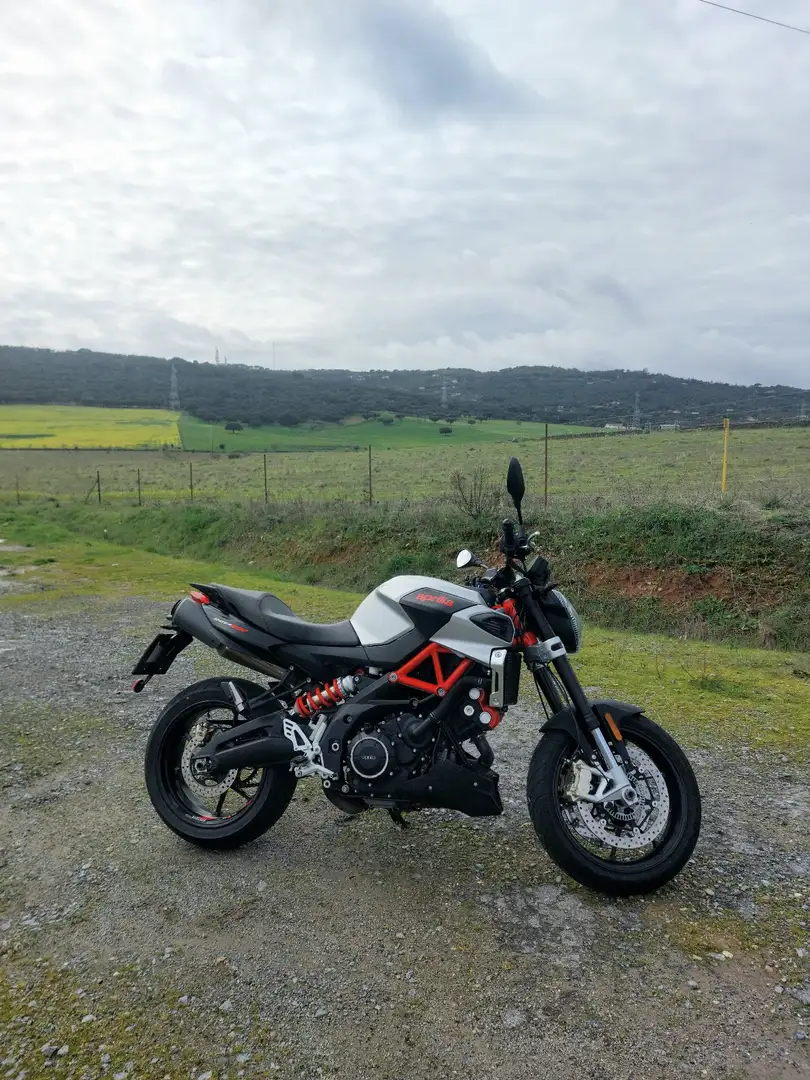 Aprilia Shiver 900 - 1