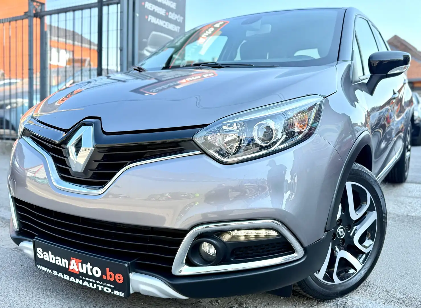 Renault Captur 0.9 TCe • CUIR • NAVI • CAMERA • JANTES - 1