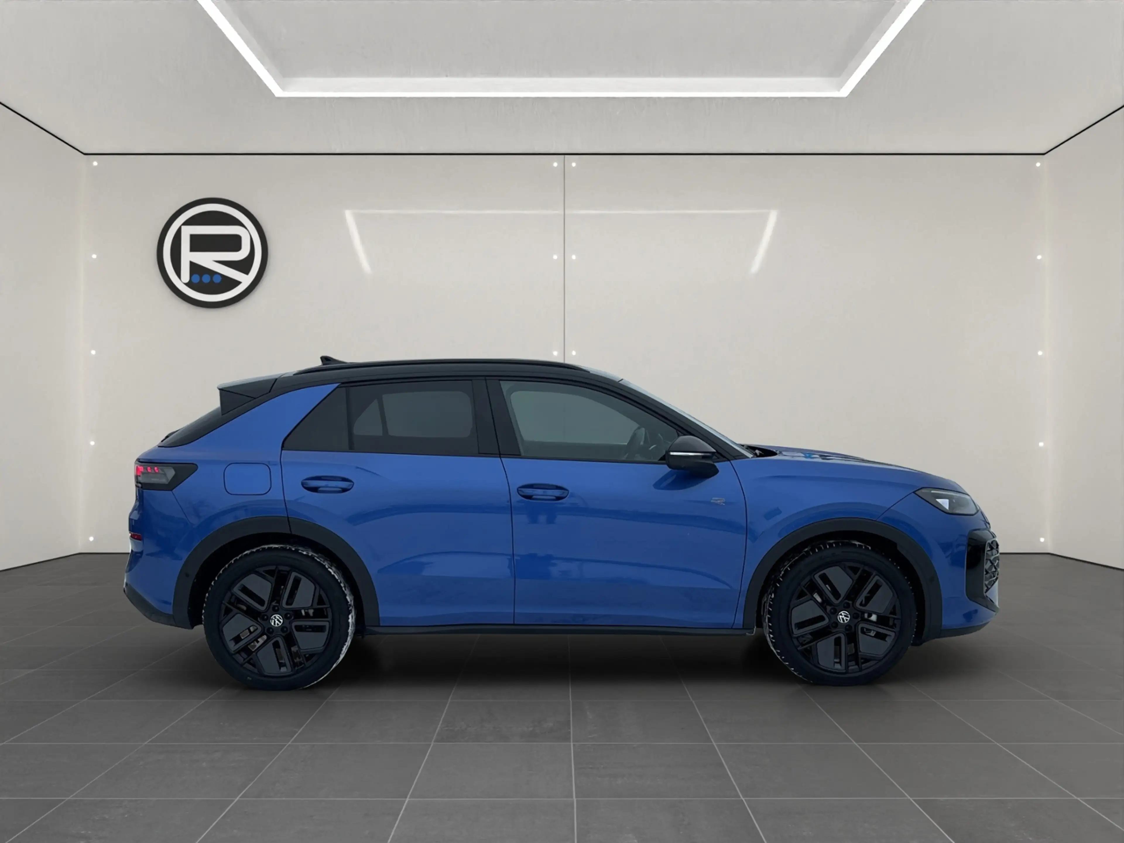 Volkswagen T-Roc 1.5 eTSI OPF, R-Line, DSG — photo 4