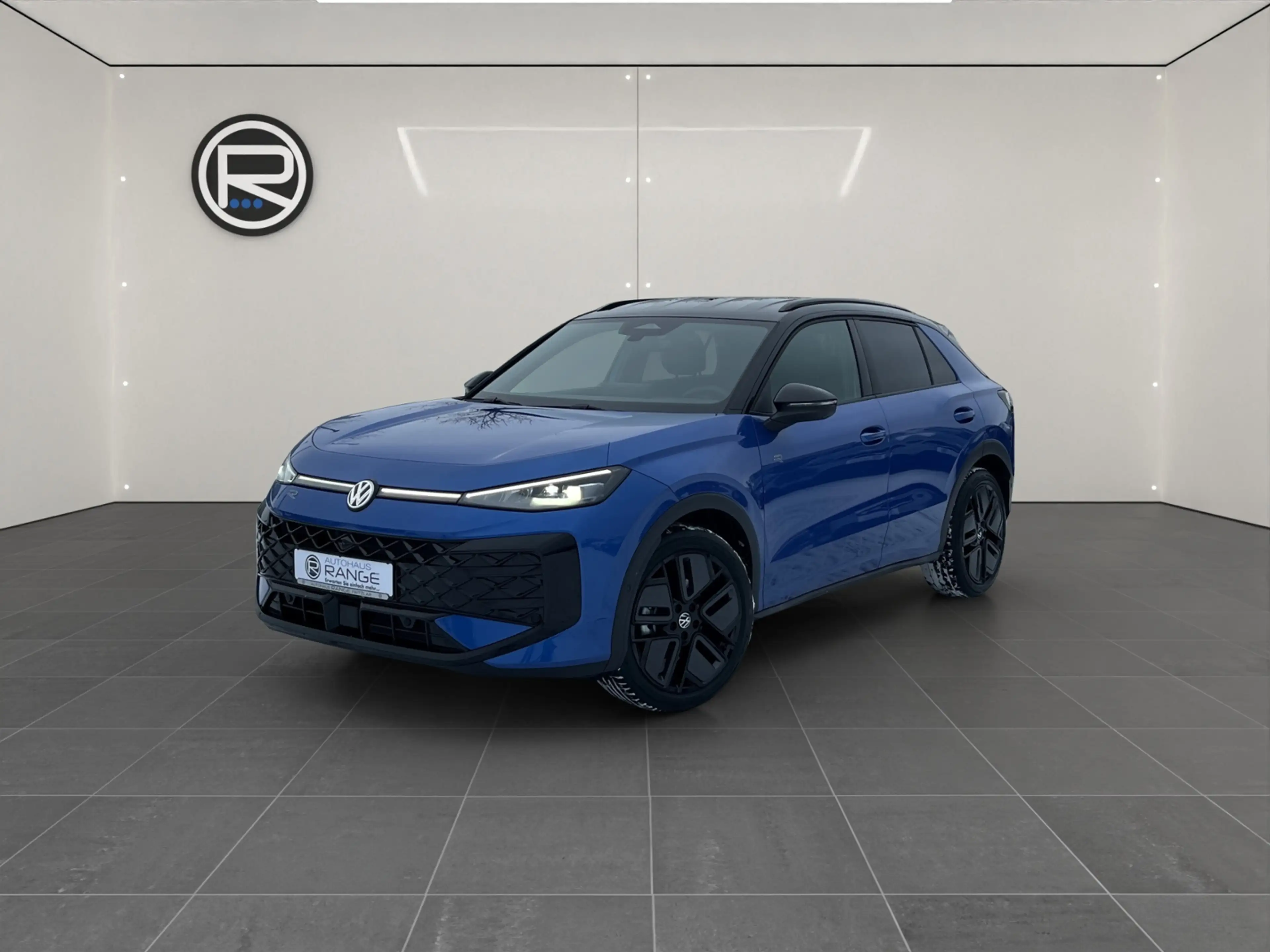 Volkswagen T-Roc 1.5 eTSI OPF, R-Line, DSG — photo 2