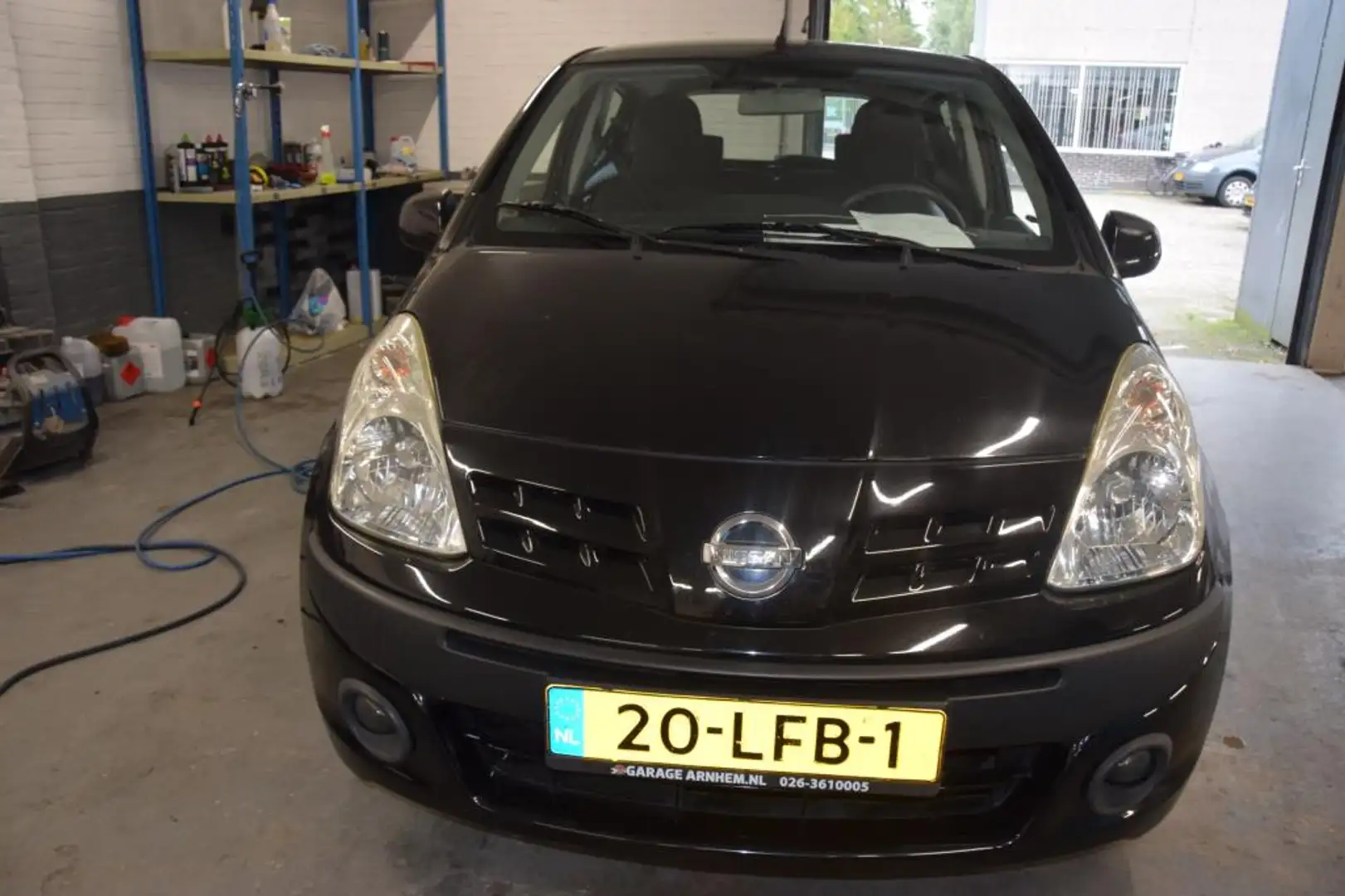 Nissan Pixo 1.0 Look elec.pakket,airco,lage km stand,hier en d Zwart - 2