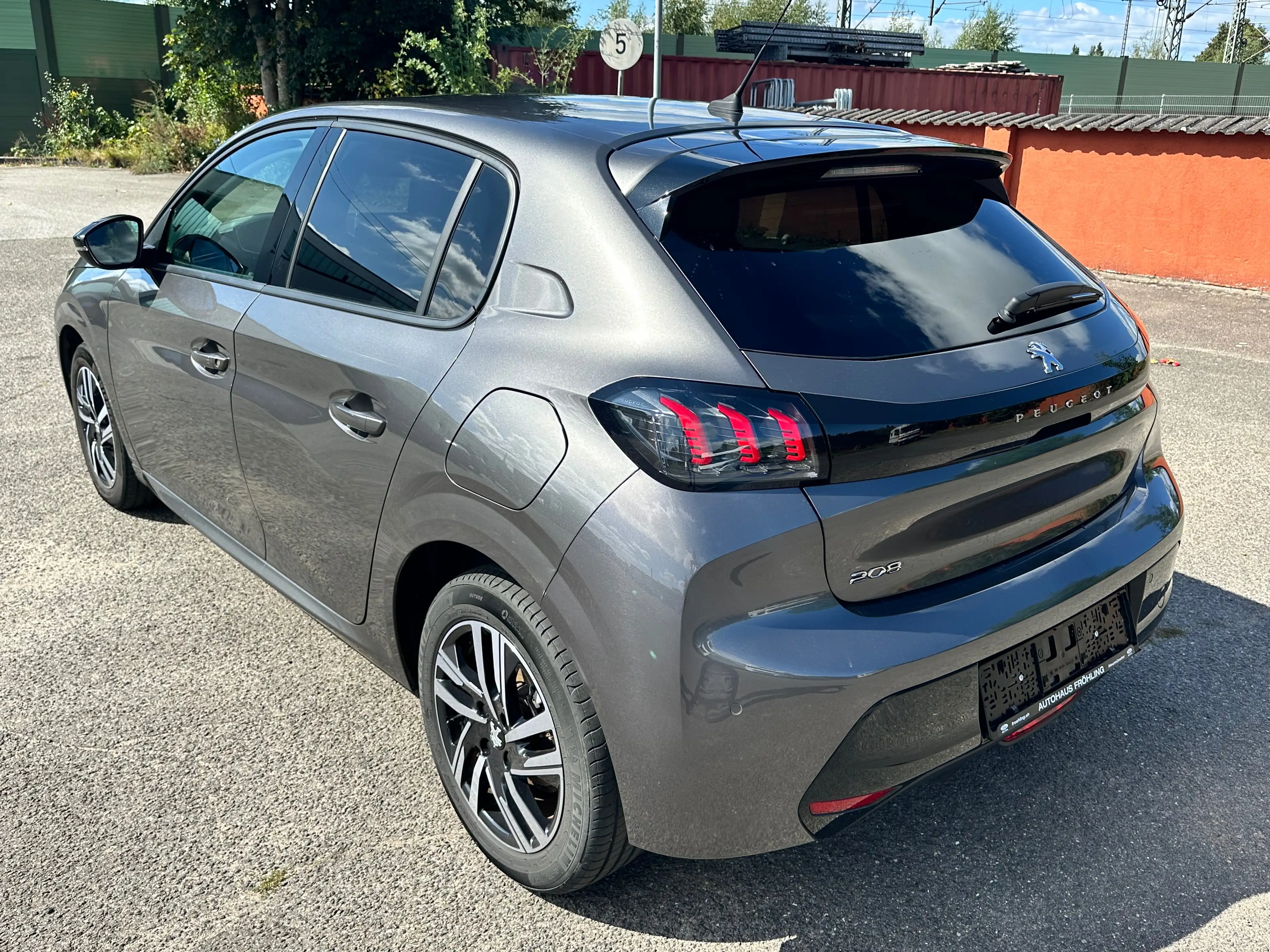Peugeot 208 Allure Pack — photo 6