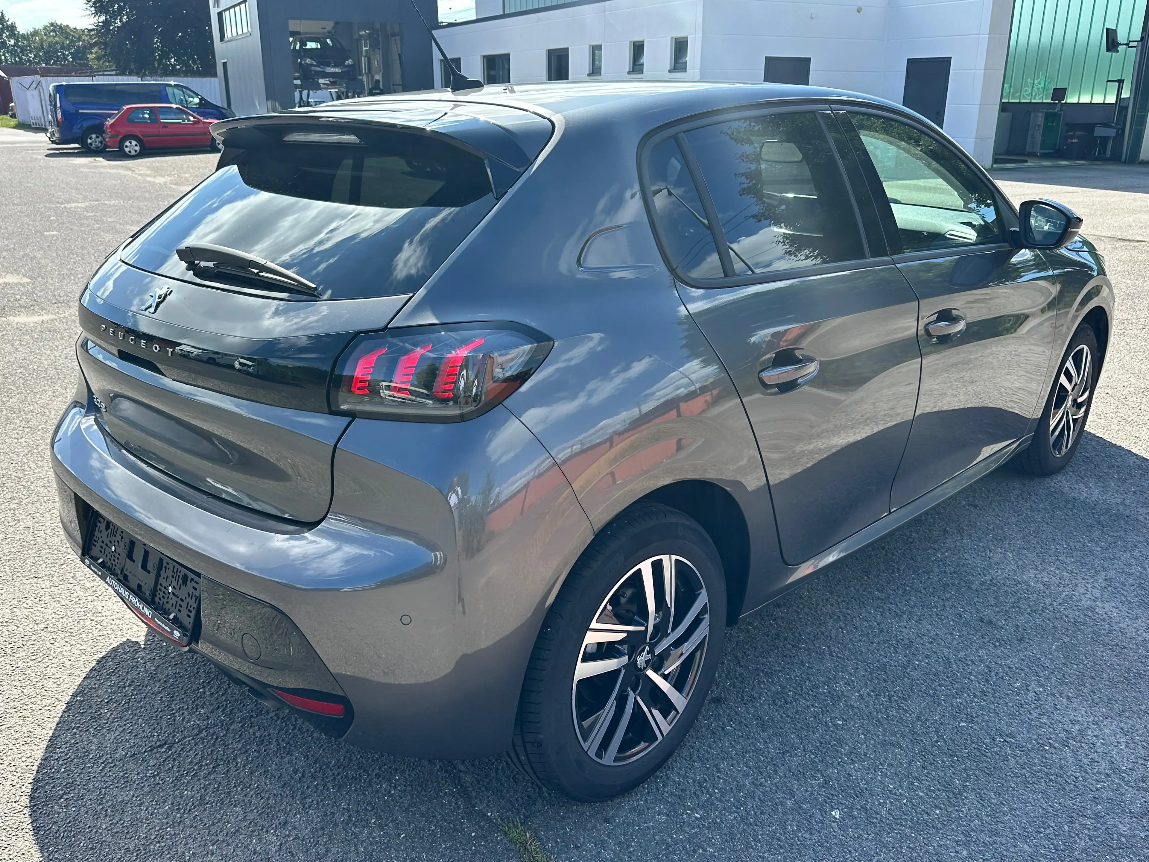 Peugeot 208 Allure Pack — photo 4
