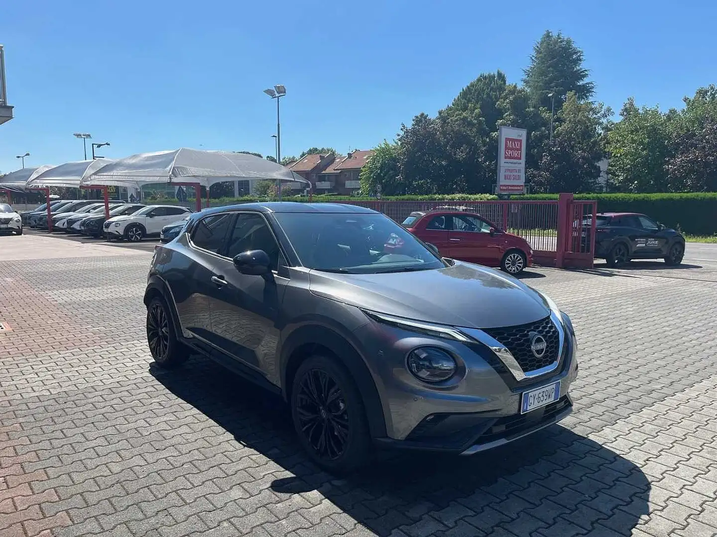 Nissan Juke 2ª serie 1.0 DIG-T 114 CV N-Sport KM0 Grigio - 2