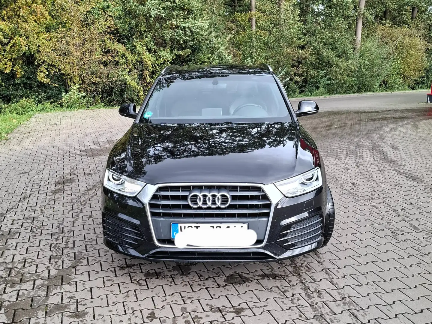 Audi Q3 Q3 1.4 TFSI cylinder on demand S tronic design Schwarz - 1