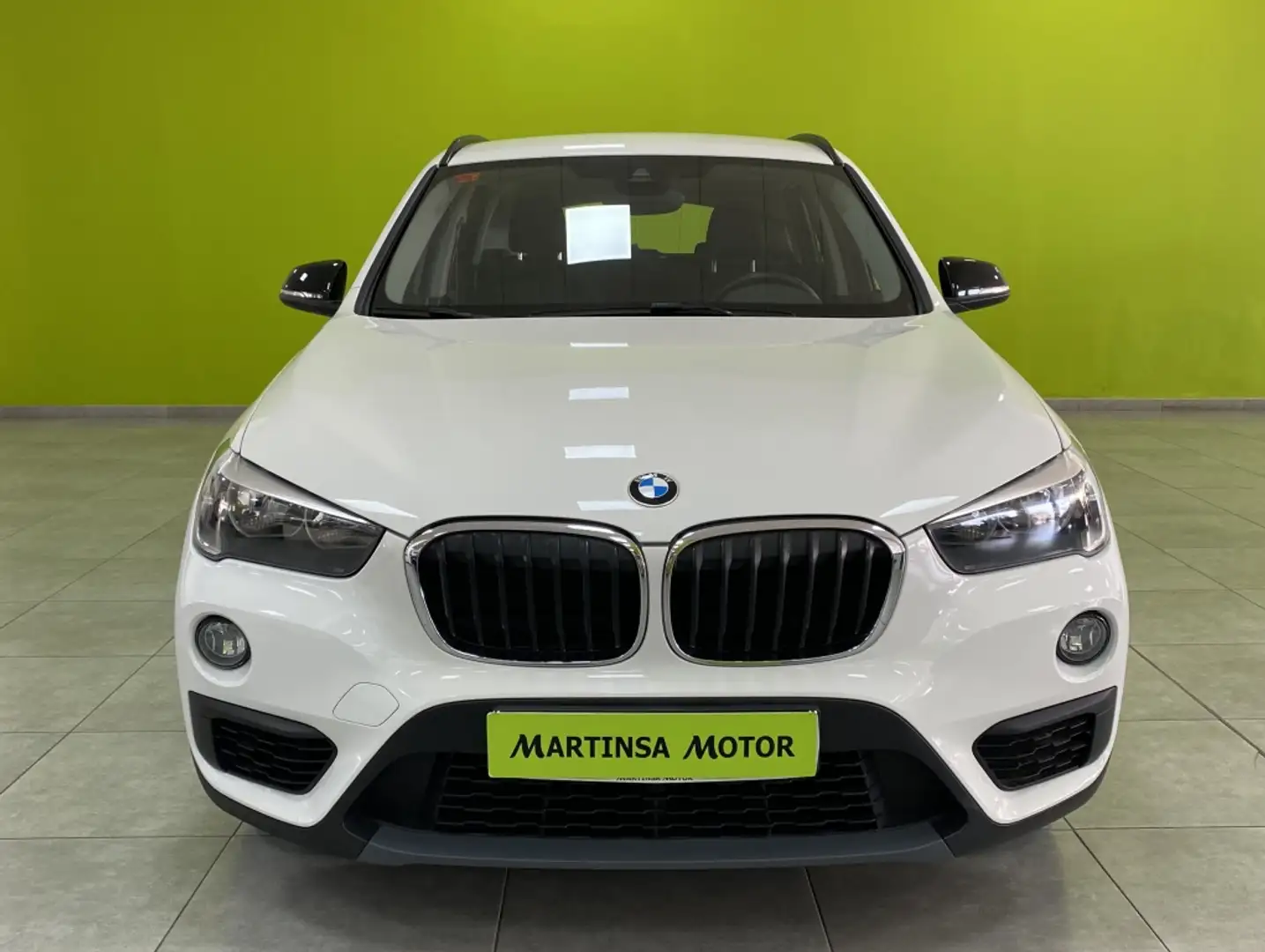 BMW X1 sDrive 16d Blanc - 2