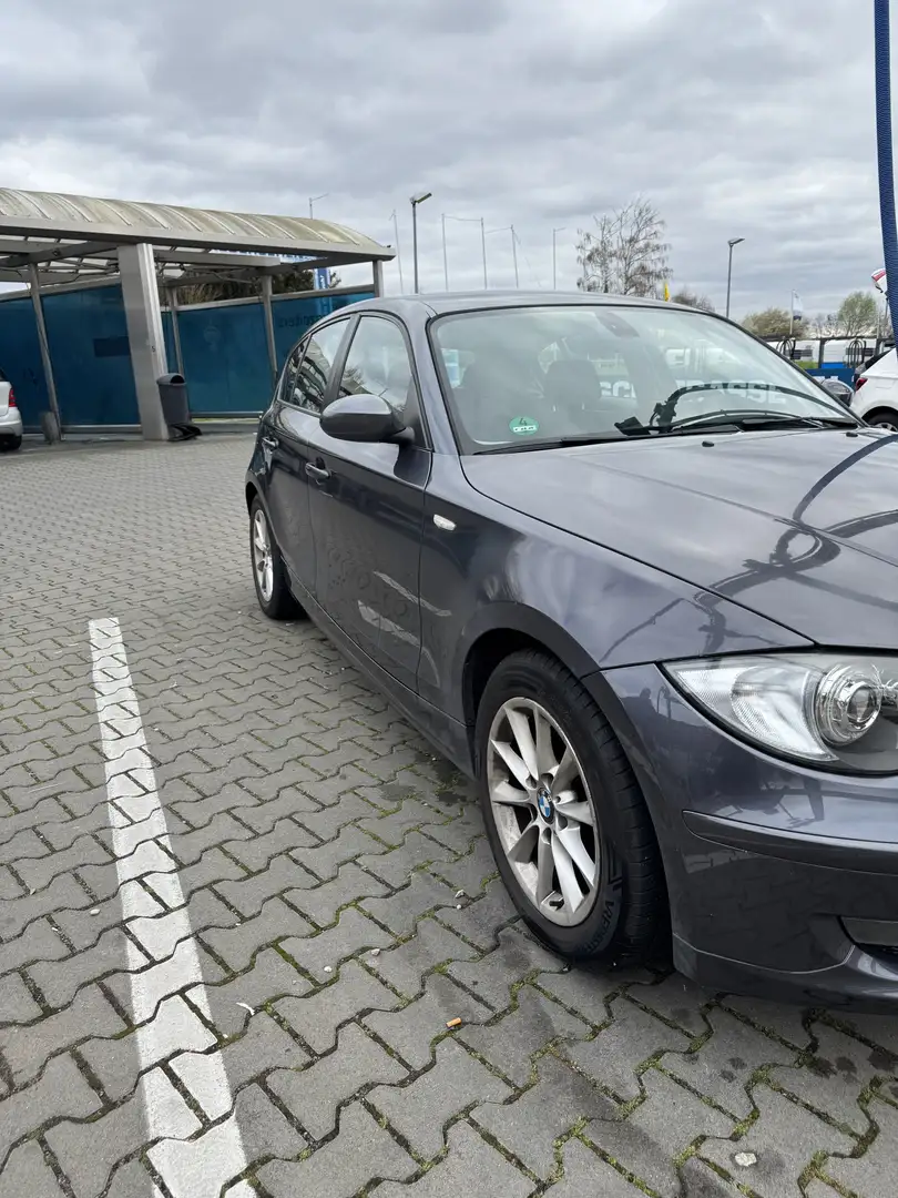 BMW 120 120d DPF - 1