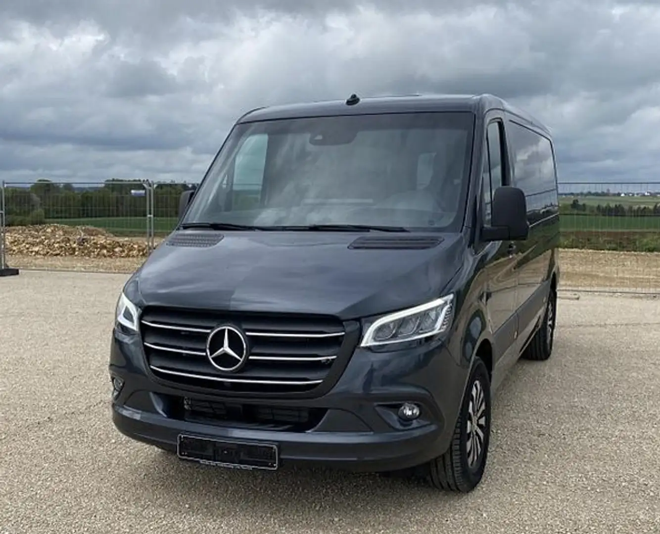 Mercedes-Benz Sprinter Tourer 317 CDI Standard Navi LED Klima Gris - 2