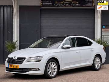 1.5 TSI ACT/AUT/PANO/NAVI/XENON/PDC/BOMVOLL