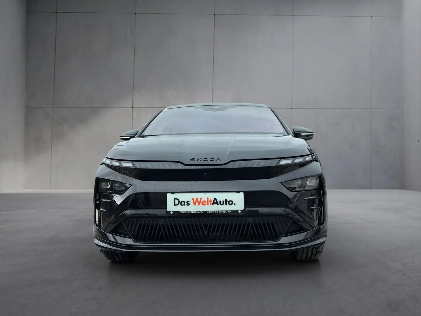 Skoda Enyaq Coupé RS Schwarz - 2