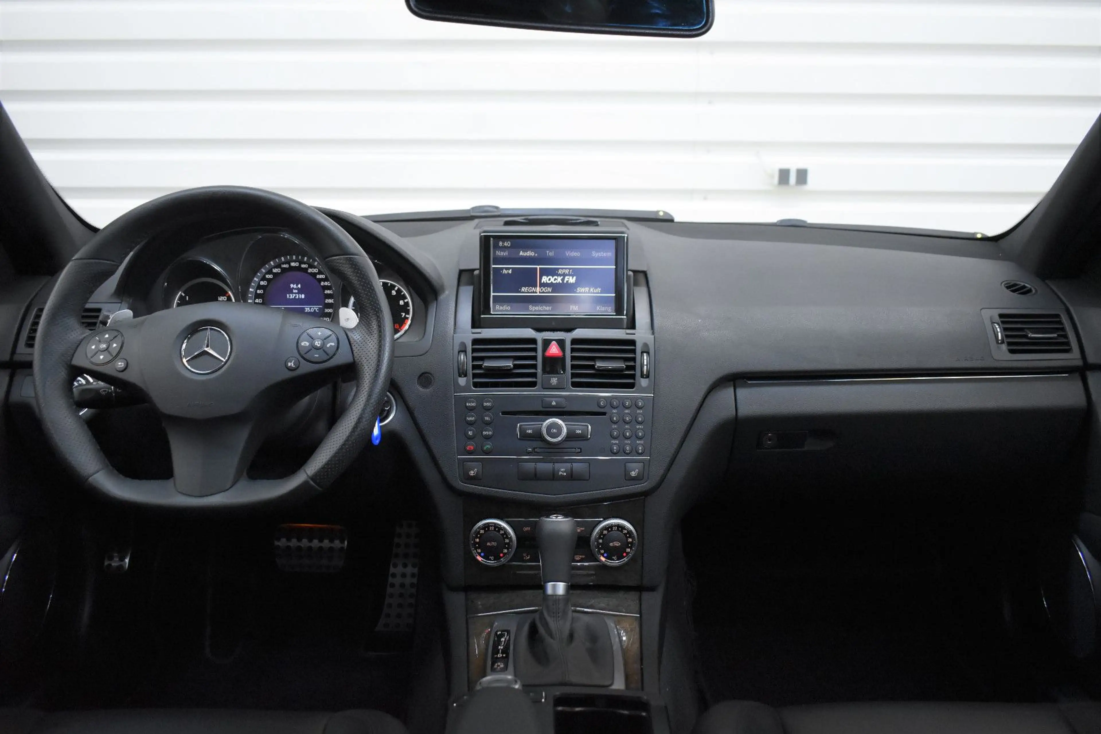 Mercedes-Benz C 63 AMG Avantgarde+H&K+Bi-Xenon+Memory+Kamera — photo 13