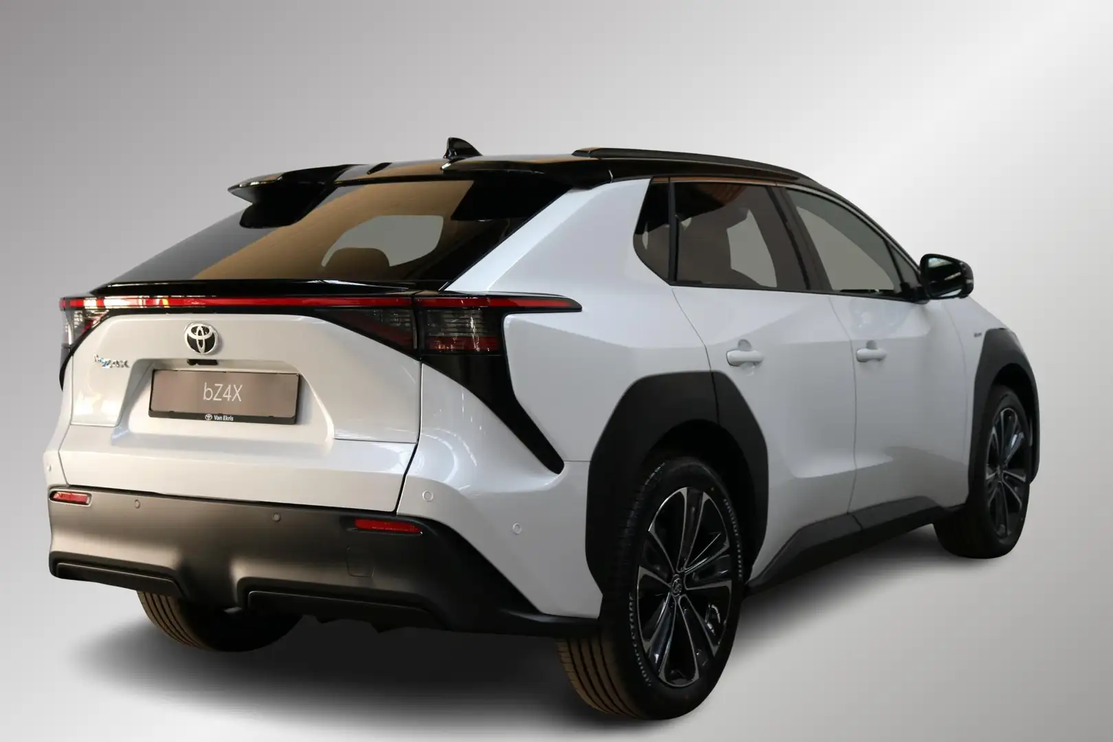 Toyota bZ4X Premium 71 kWh, Panoramadak, 20" velgen , Direct l Wit - 2