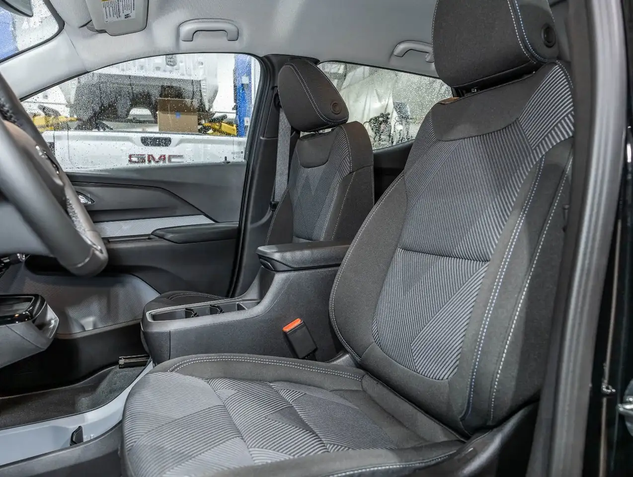 Chevrolet Bolt снимка Chevrolet Bolt