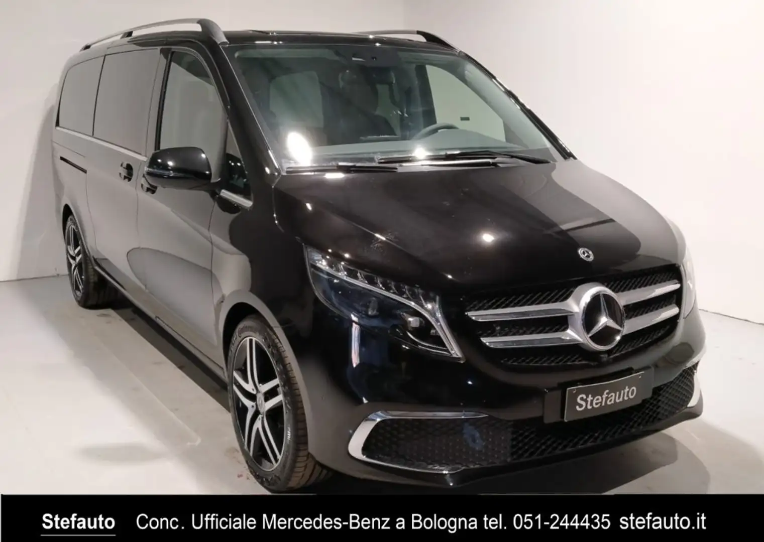 Mercedes-Benz V 250 d Automatic Premium Extralong Zwart - 1
