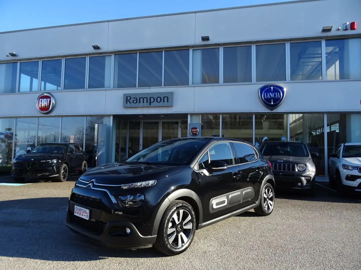 Citroen C3 PureTech 110 S&S Max Nero - 1