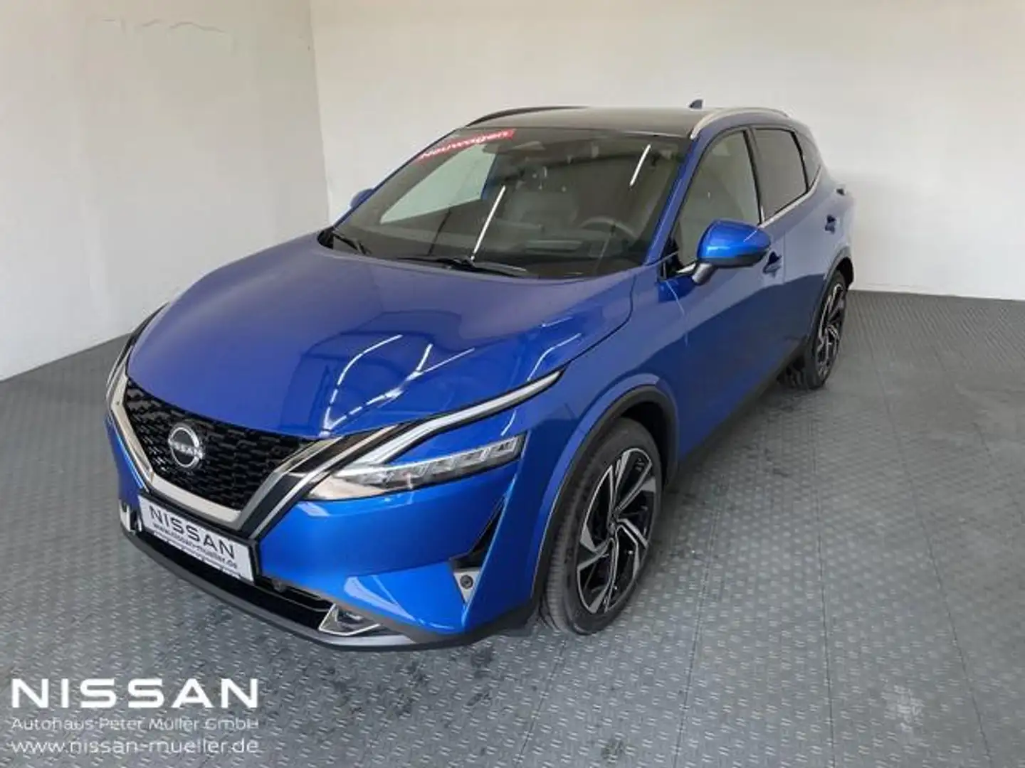Nissan Qashqai 1.3 DIG-T Tekna + Plus 6MT 20" PGD LED Blau - 1