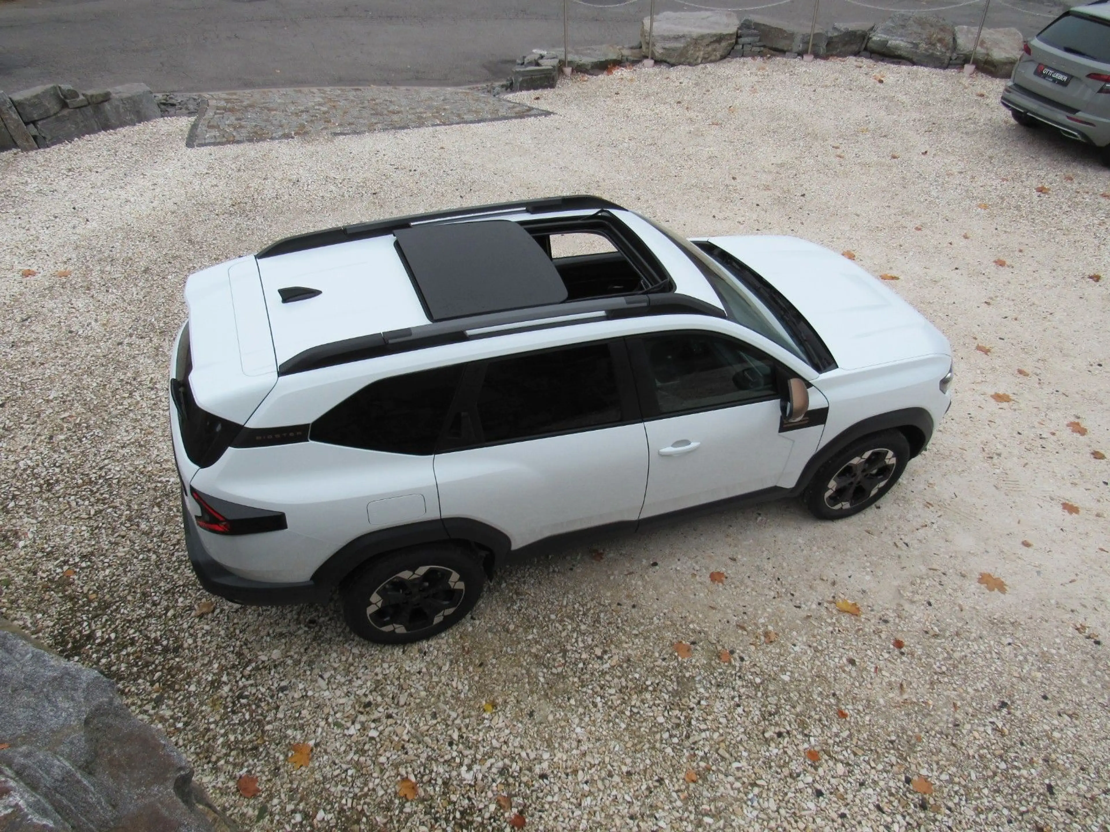 Dacia Bigster TCe 140 Extreme 360° BSD Winter+ PANO — photo 7
