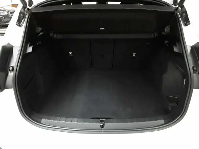 BMW 2 Series view 15