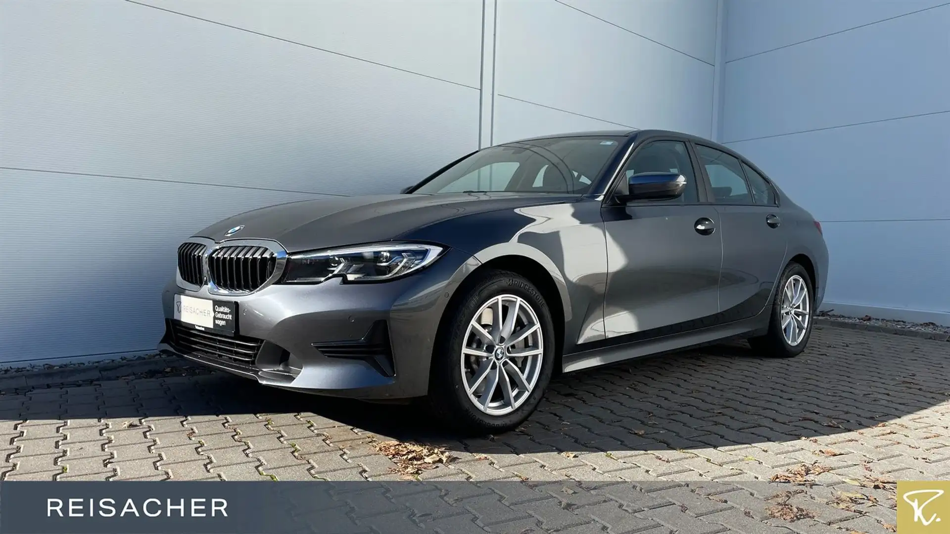 BMW 330 i xDrive Lim Advantage,LCPro.HuD,Laser,360° Grau - 1
