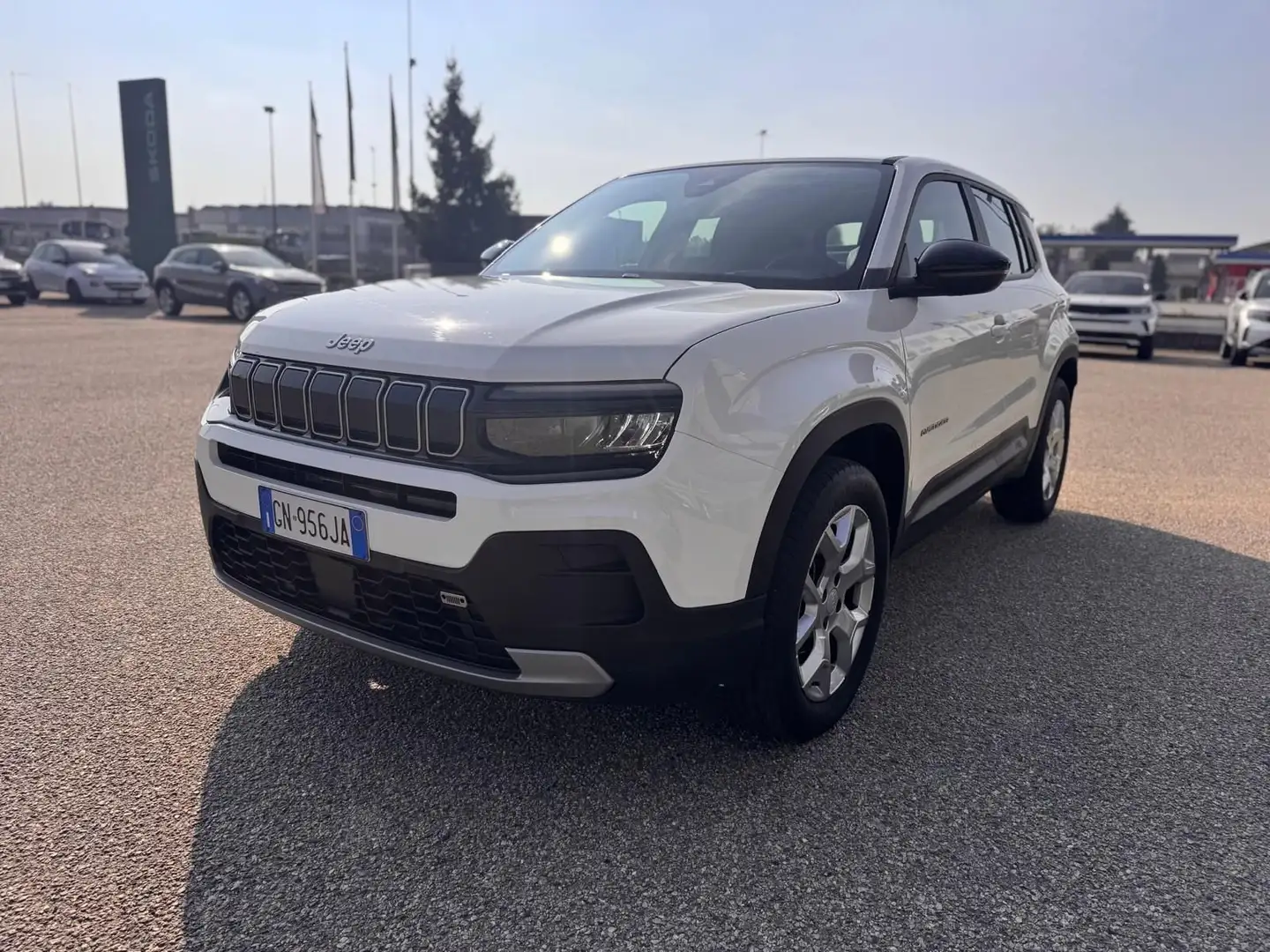 Jeep Avenger Avenger 1.2 Turbo 100 CV Altitude Weiß - 1