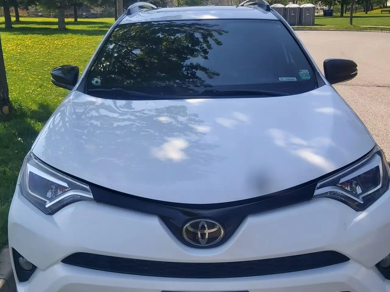 Toyota RAV 4 снимка Toyota RAV 4