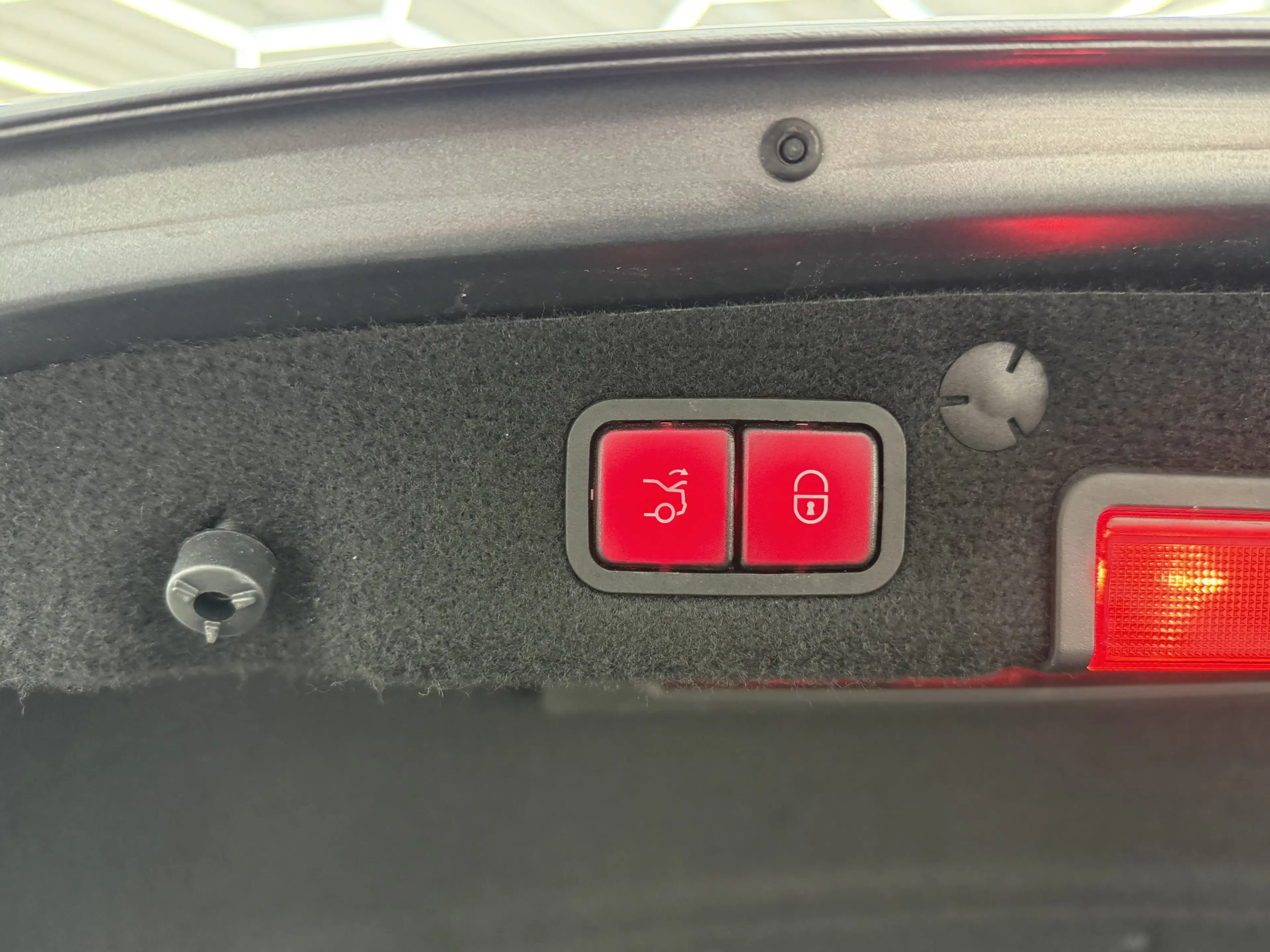 Mercedes-Benz C 43 AMG 4Matic, Klappe, 360°, Burmester, Matt — photo 12