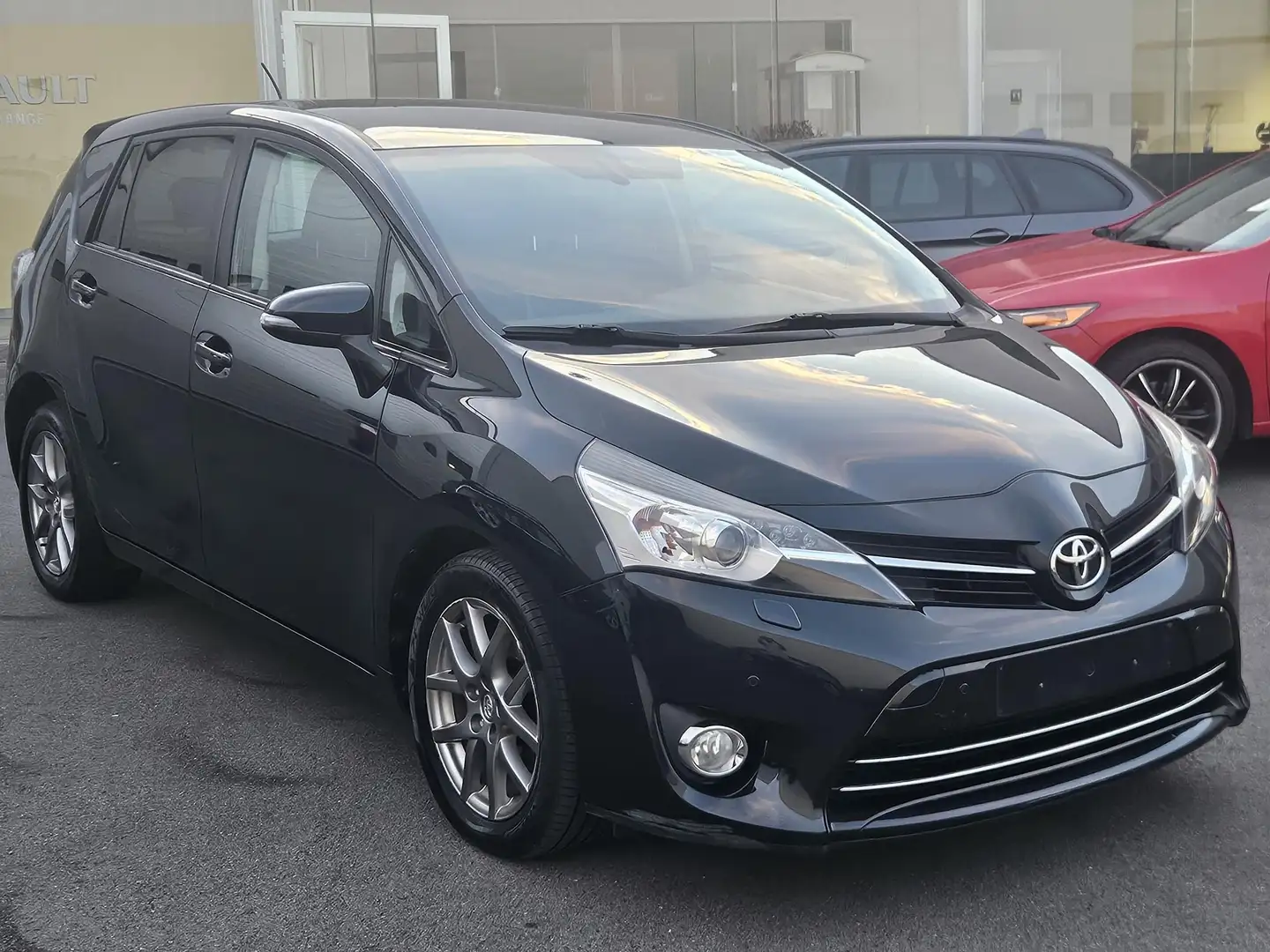 Toyota Corolla Verso 2.0D 91Kw Euro 5 Année 2013, 198.000Km Noir - 2