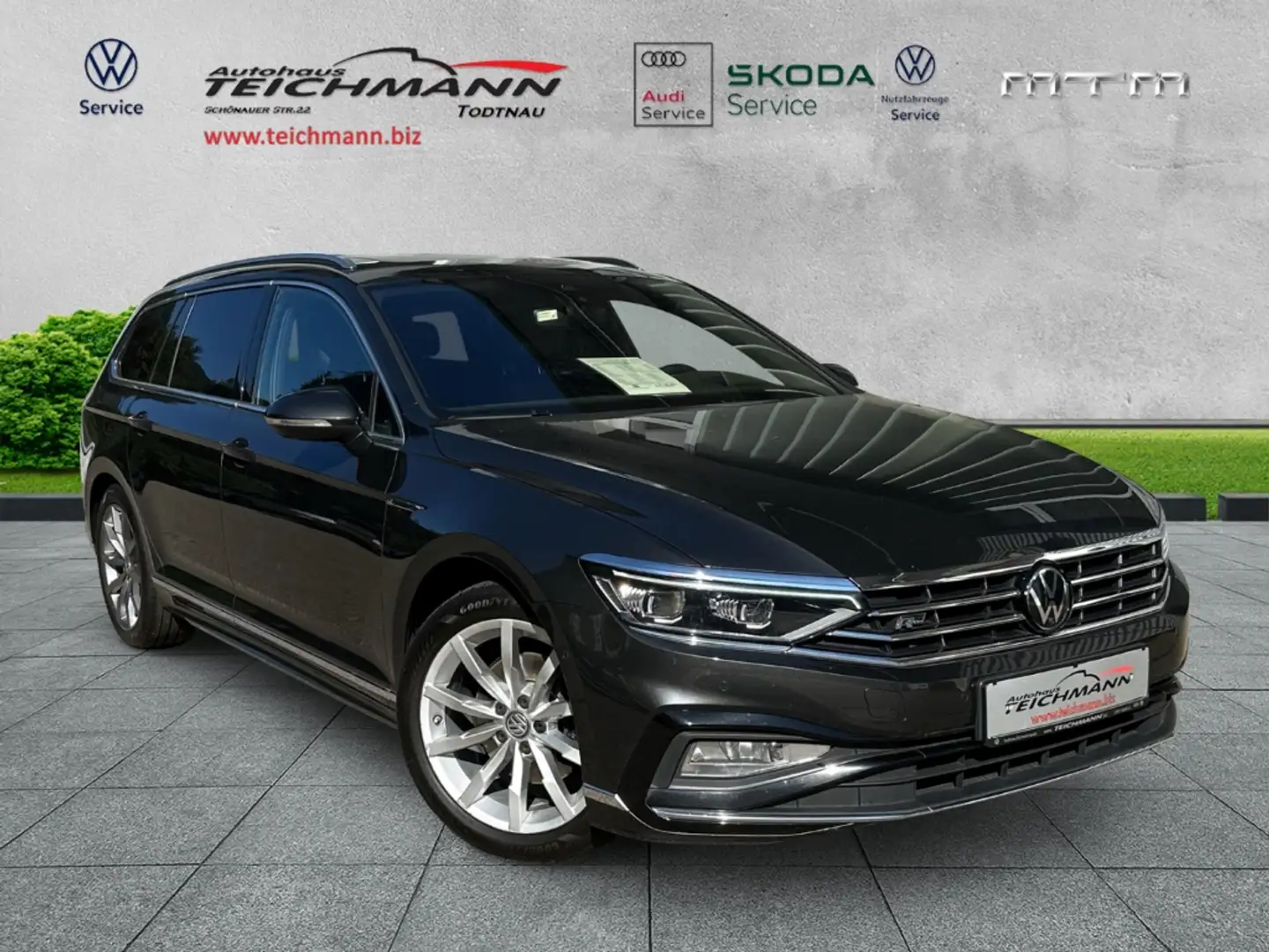 Volkswagen Passat Variant R-Lin Elegance 4Mot 2.0 TDI DSG*Pano*SD He Grau - 2