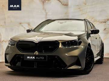 Touring V8 M Hybrid , Sonderlackierung, Ultimate P