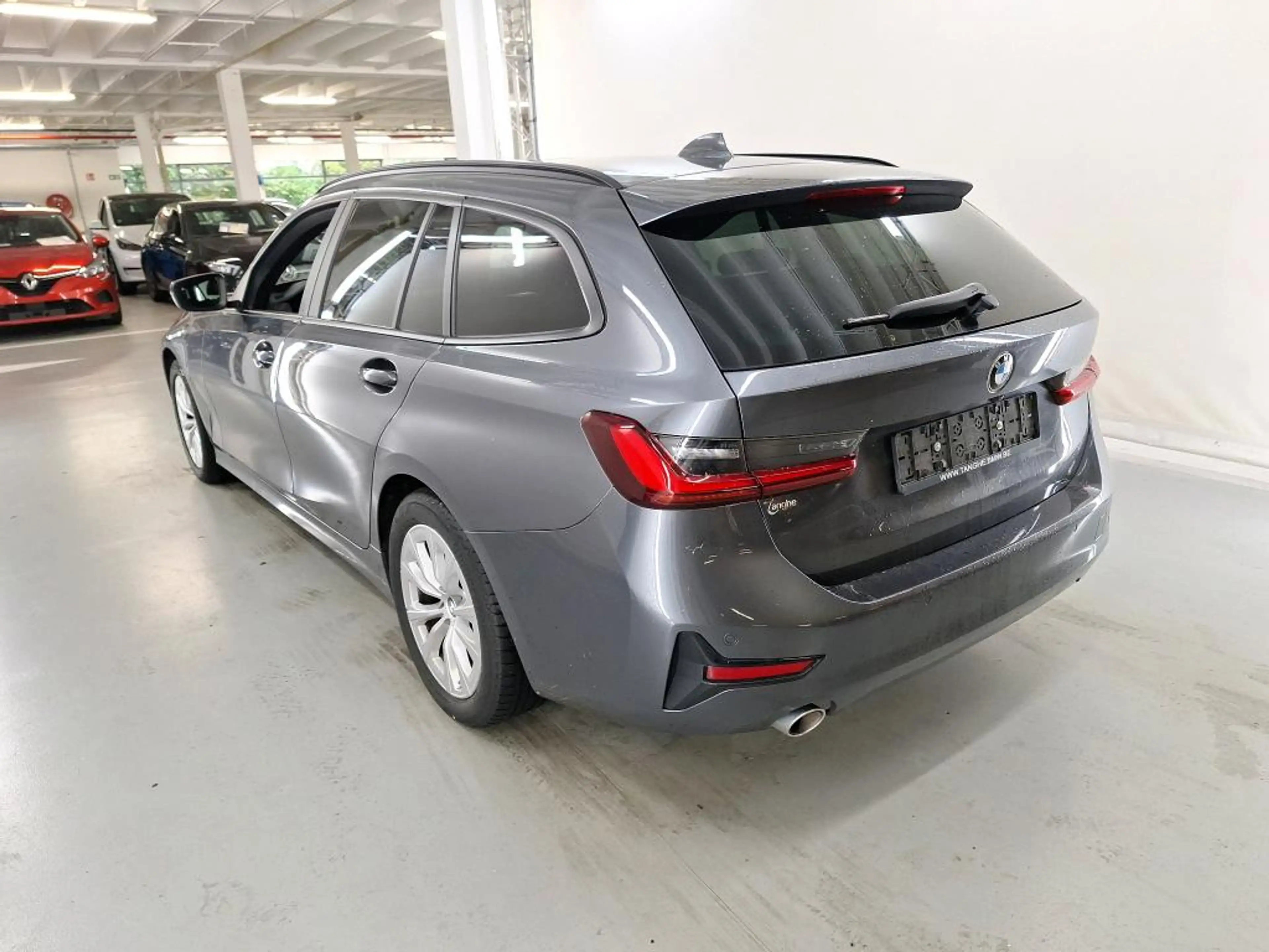 BMW 318 dA Touring 150 G21 *PANO-SIEGES SPORT-DIGITAL COCKPIT-CAMERA* — photo 4