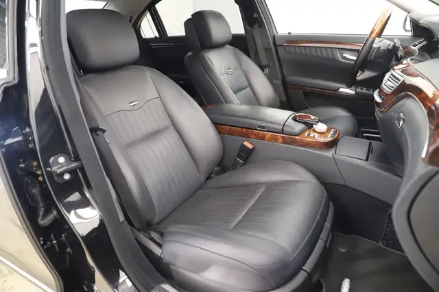 Mercedes-Benz S-Class view 10