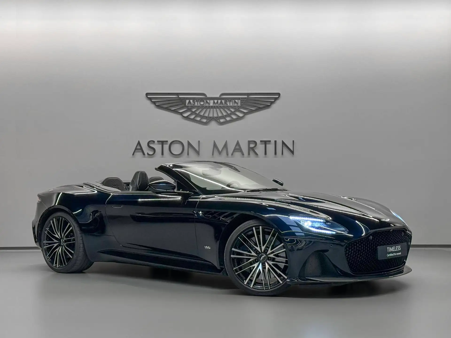애스턴마틴 DBS Coupe 2020 네이비 사진 1