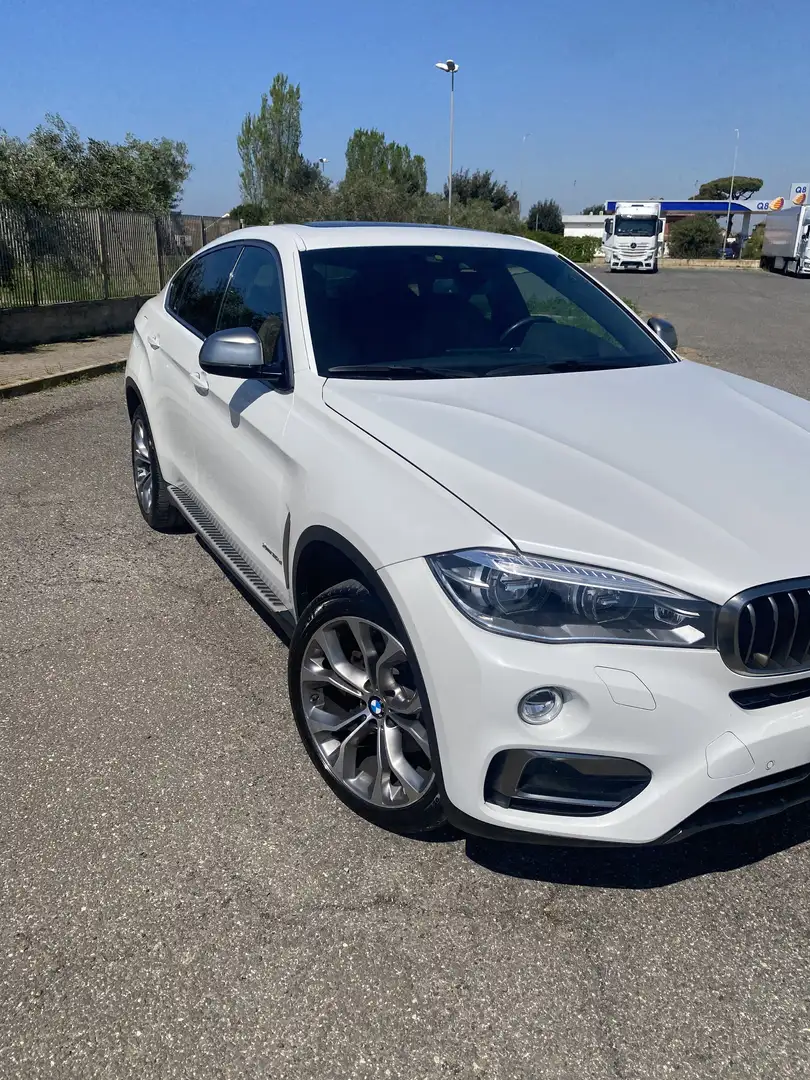 BMW X6 xdrive30d Extravagance 258cv auto Bianco - 1