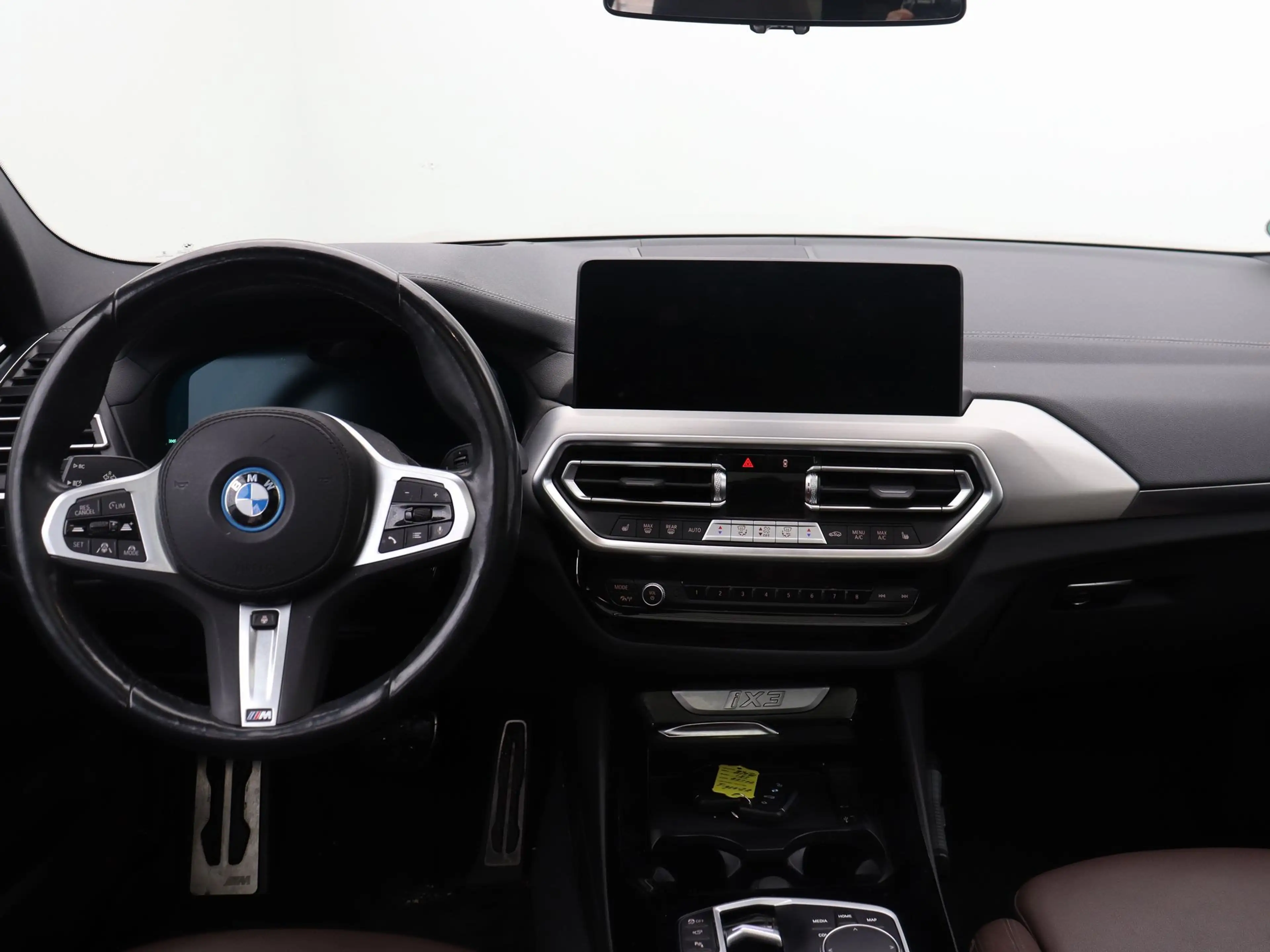 BMW iX3 High Executive 80 kWh — photo 15