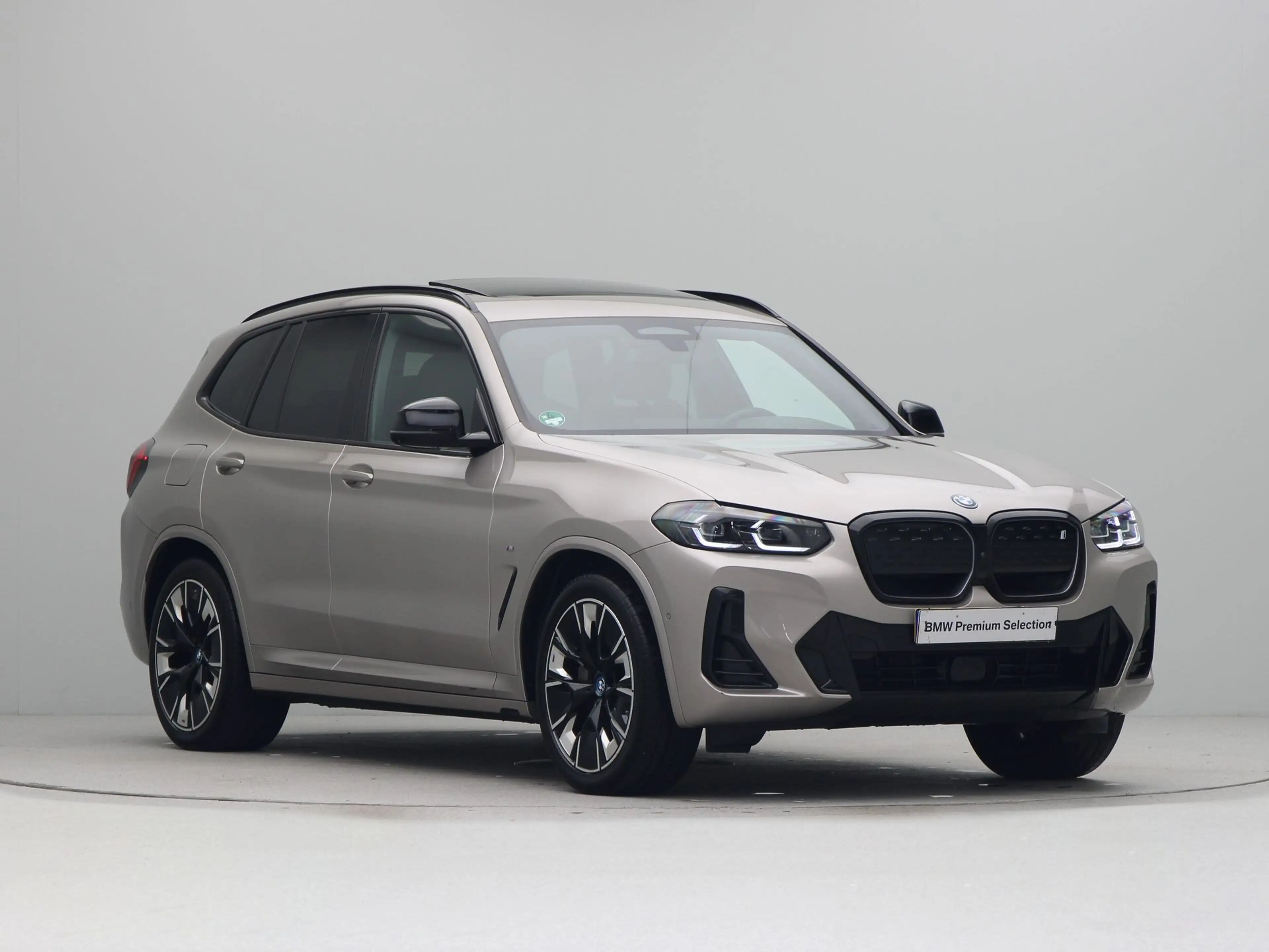 BMW iX3 High Executive 80 kWh — photo 3