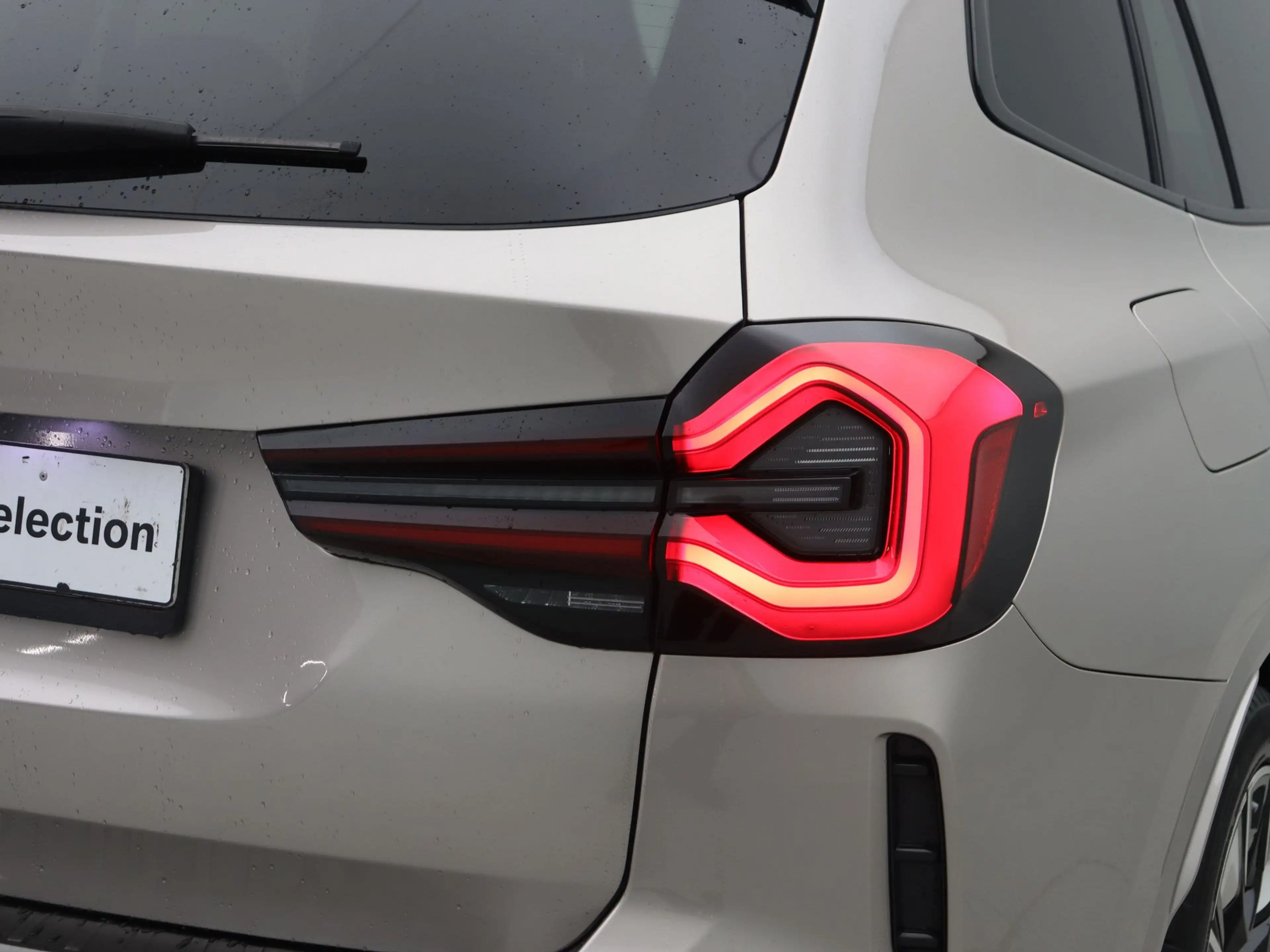 BMW iX3 High Executive 80 kWh — photo 10