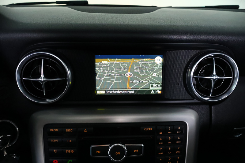 Mercedes-Benz SLK 200 AMG-Line / Leder / Navi / Bluetooth — photo 12