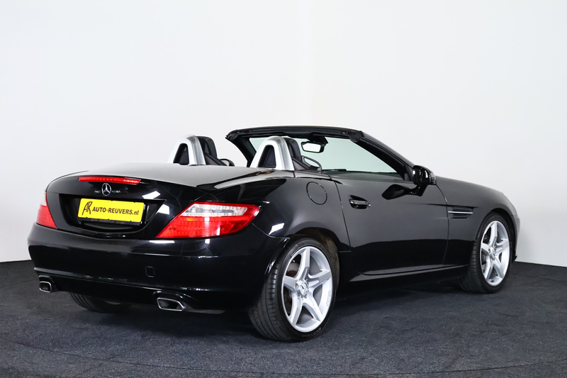 Mercedes-Benz SLK 200 AMG-Line / Leder / Navi / Bluetooth — photo 2