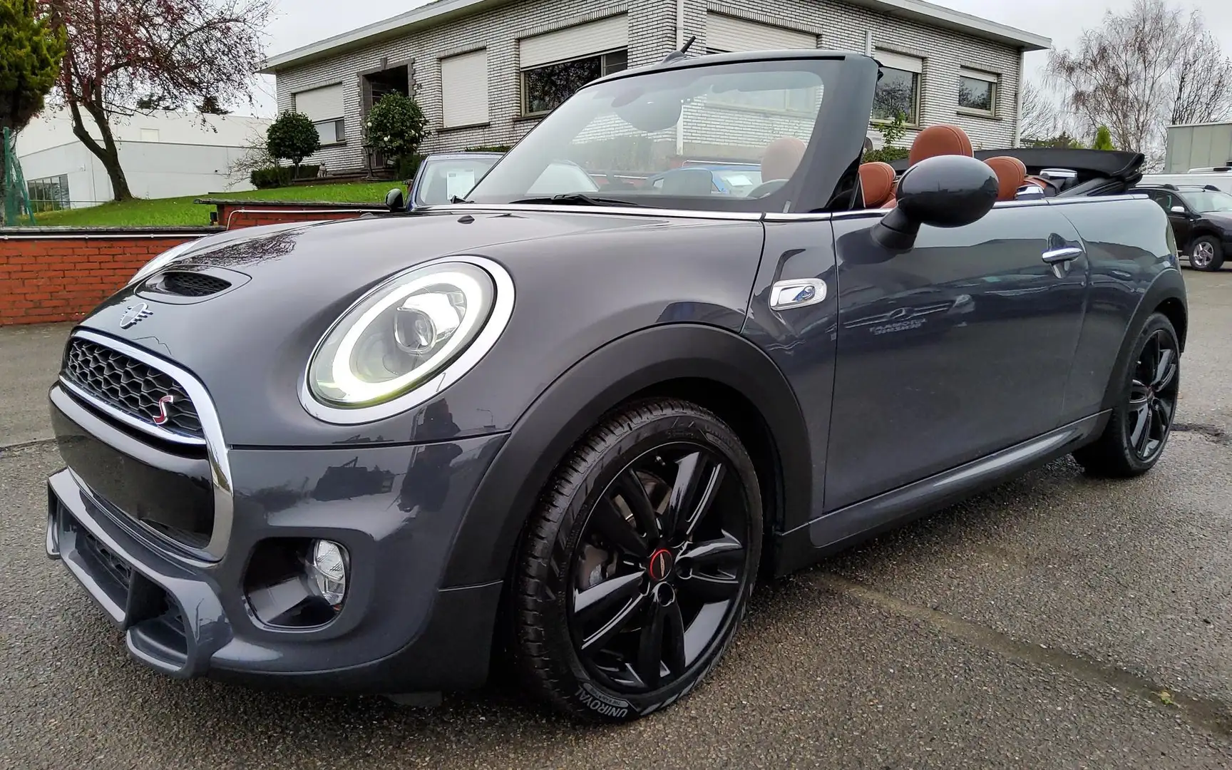 MINI Cooper S Cabrio Mini Cooper S Cabrio Aut. John Cooper Works siva - 1