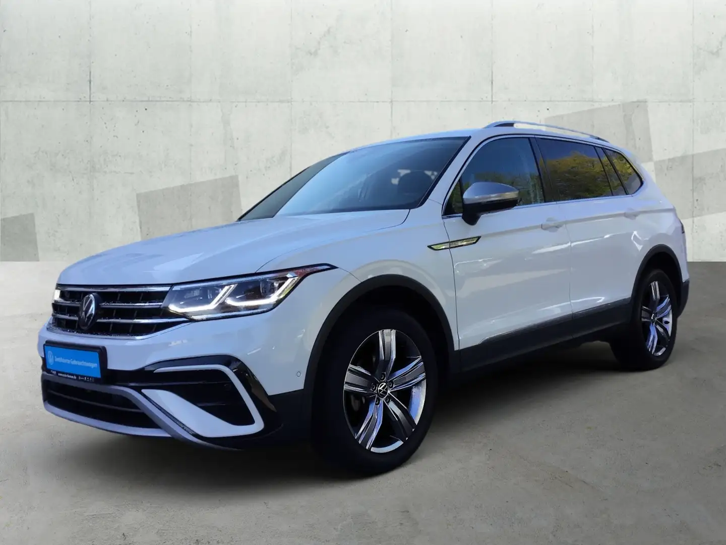 Volkswagen Tiguan Allspace 2.0 TDI DSG ELEGANCE 4x4 *IQ.LIGHT *AHK *RKAM *AC Білий - 2