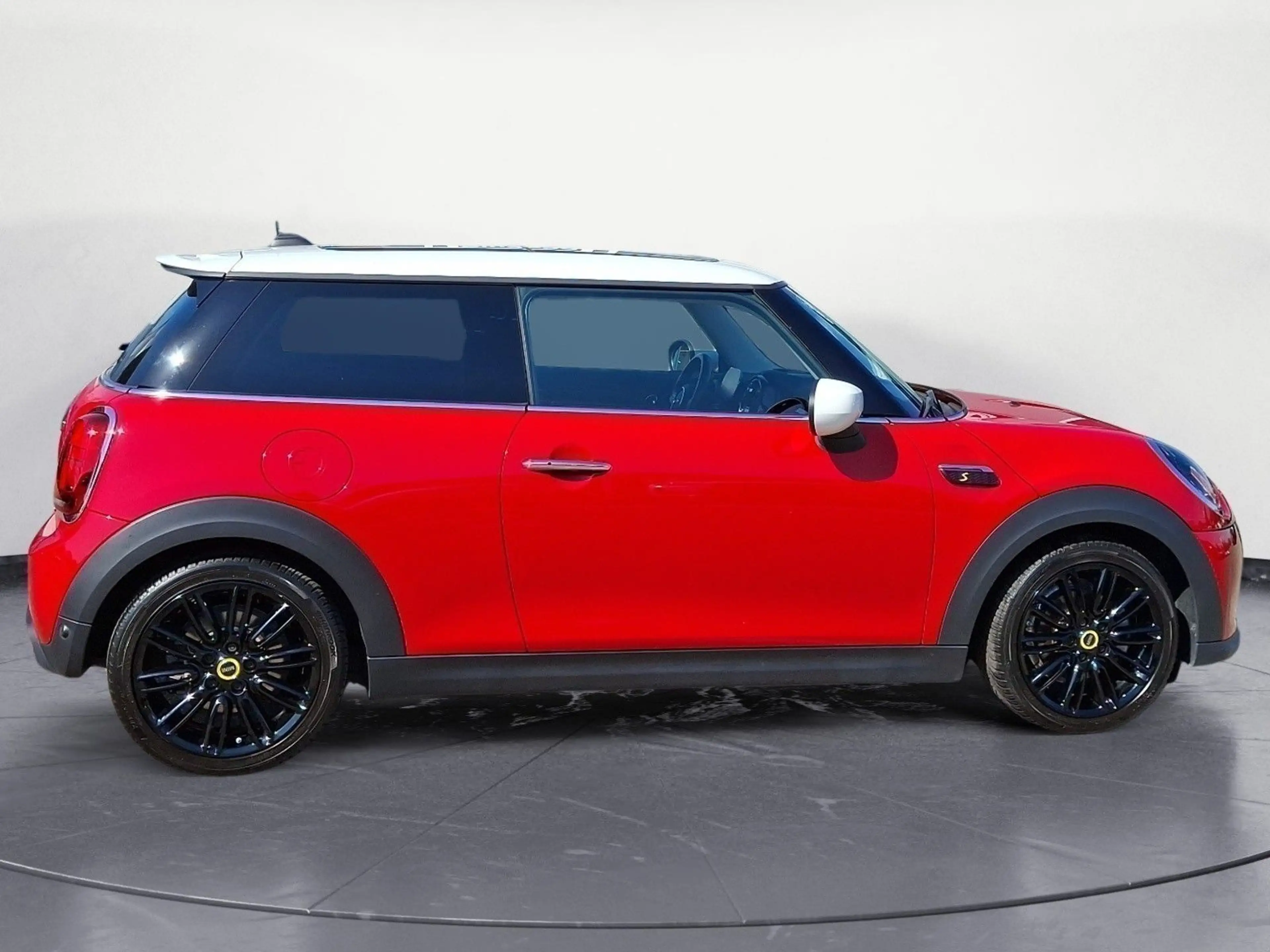 MINI Cooper SE . Classic Trim Panorama Navigation Plus — photo 7
