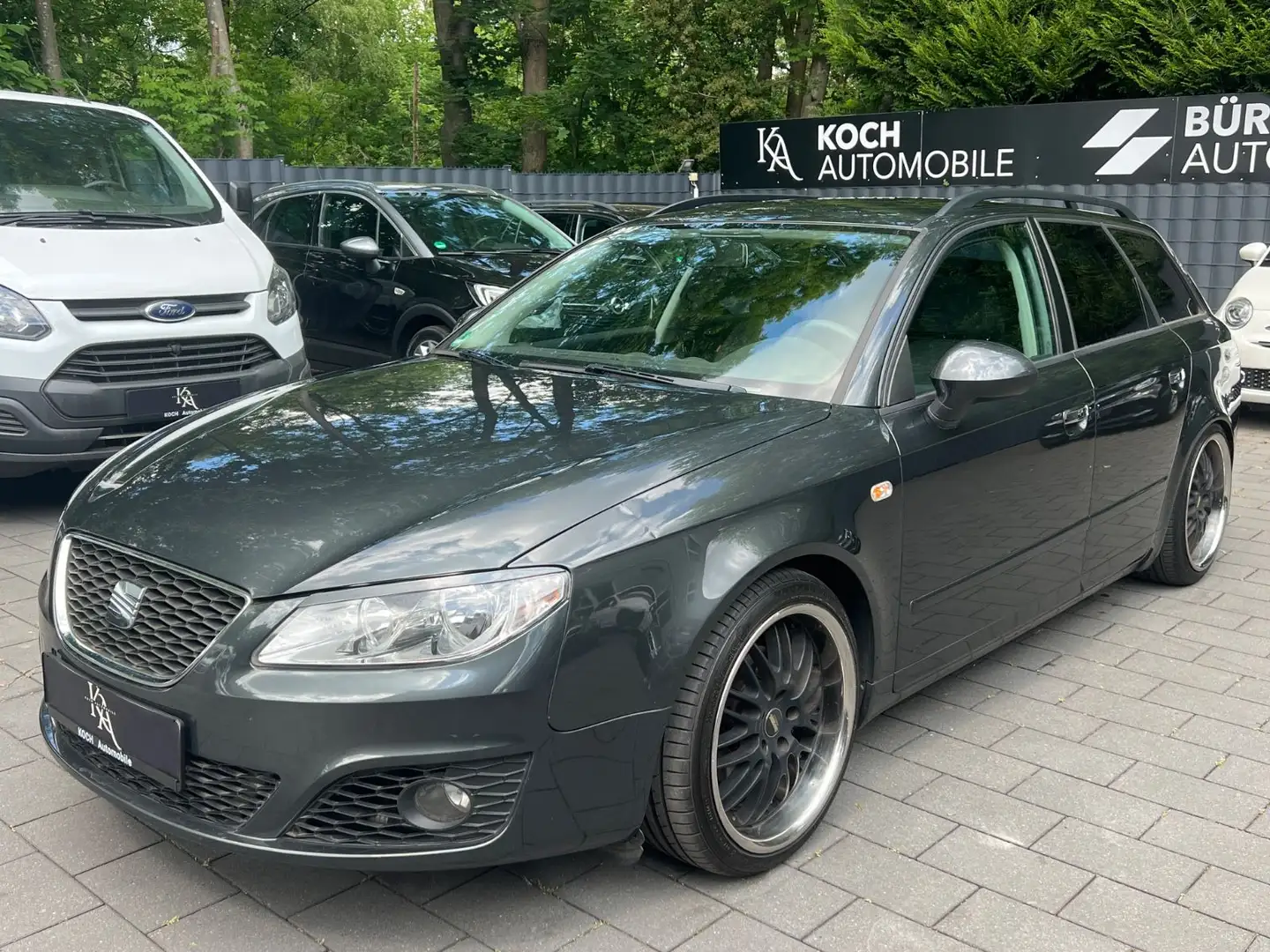 SEAT Exeo ST Reference AHK|Bose|6 Gang Šedá - 1