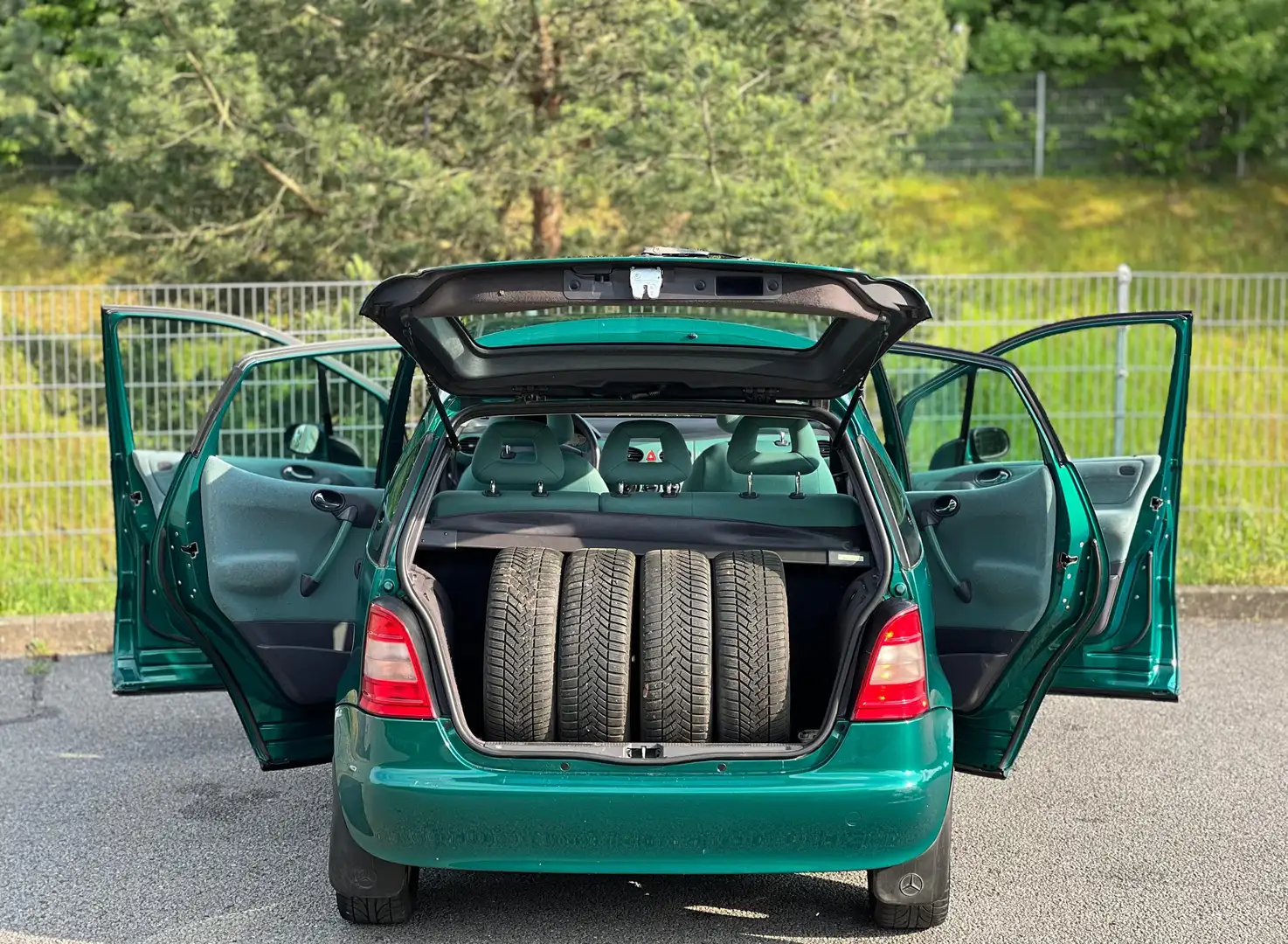 Mercedes-Benz A 160 Classic Automatikgetriebe Tüv & Au neu Zelená - 1
