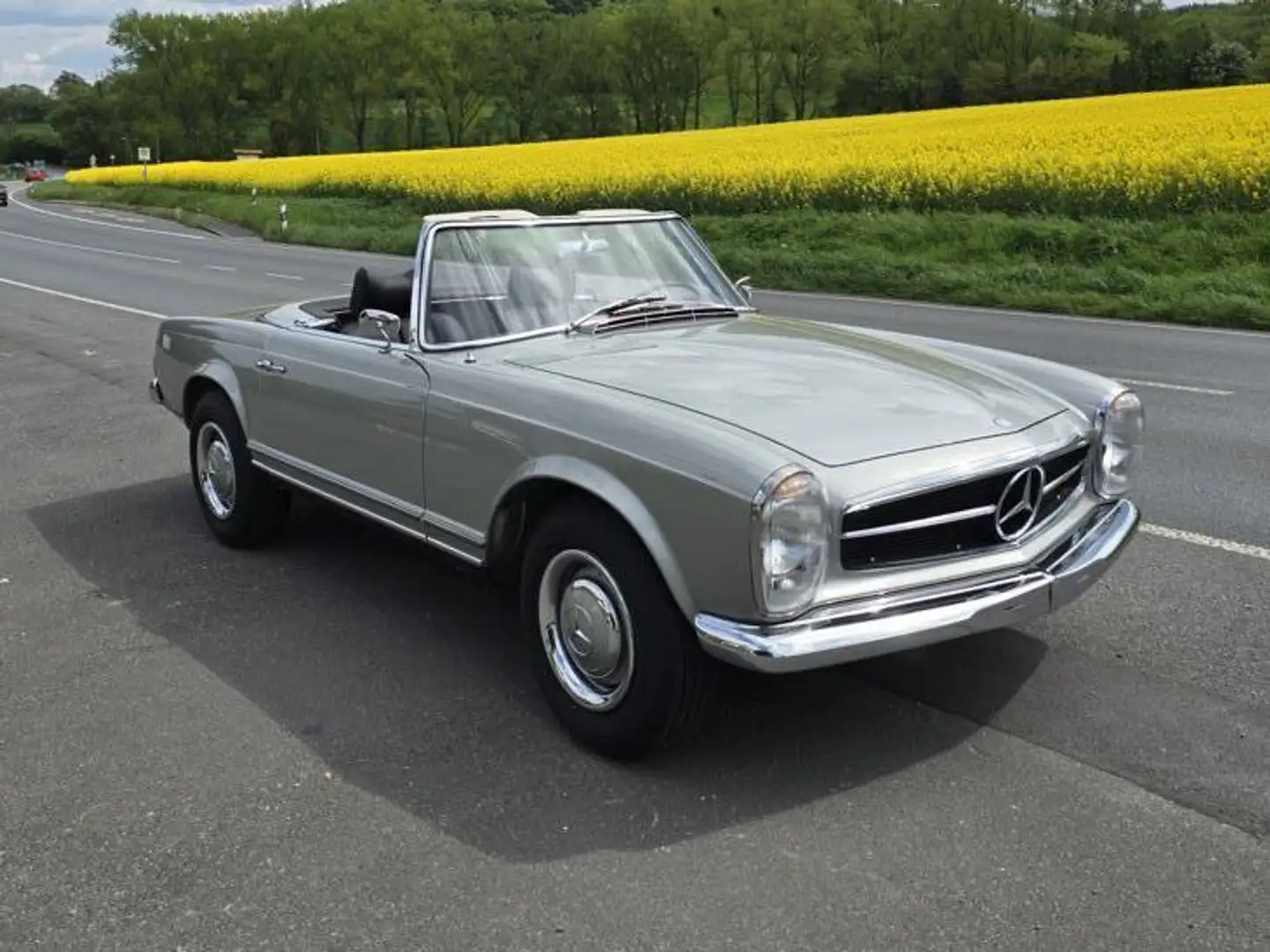 Mercedes-Benz 230 SL Pagode (W113) Srebrny - 2
