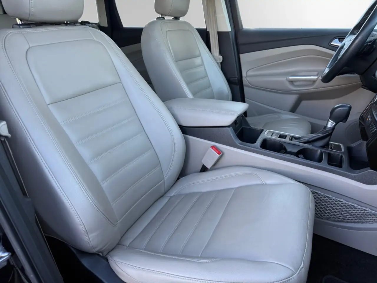 Ford Escape снимка Ford Escape