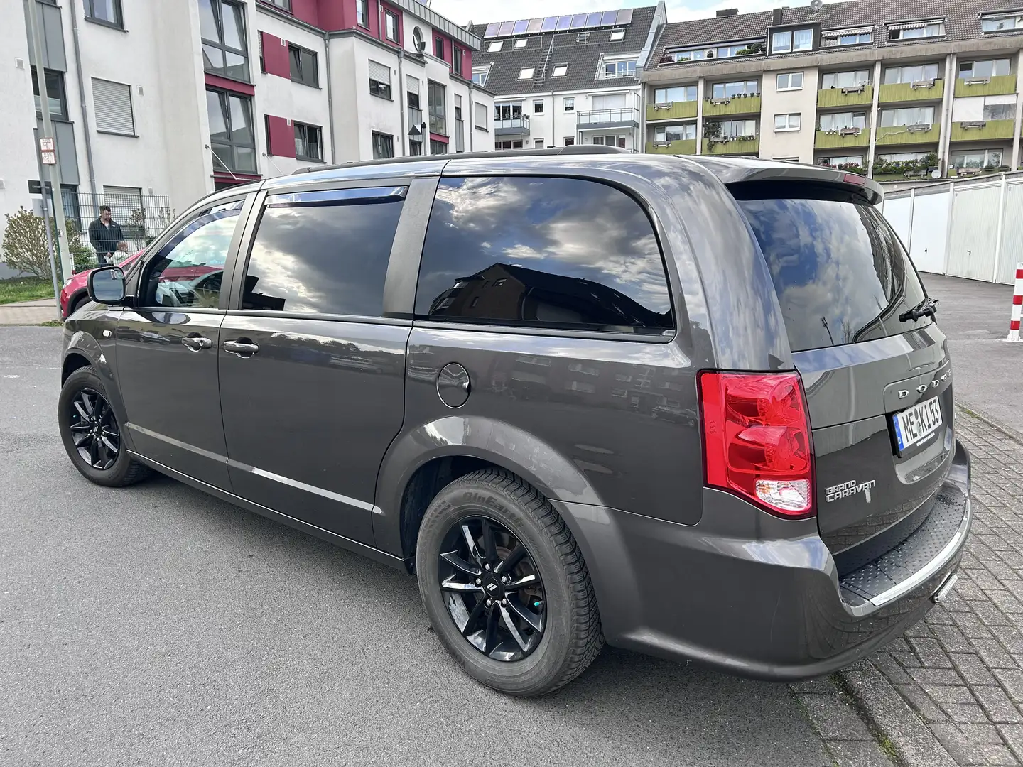 Dodge Grand Caravan GT Gris - 2